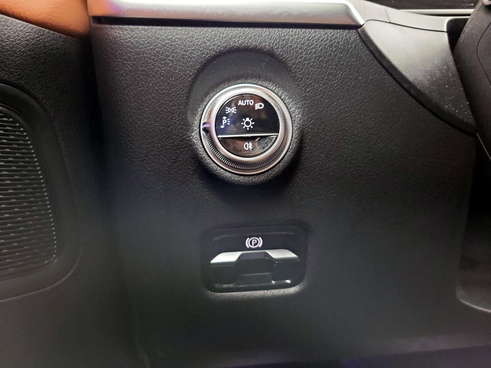 2024 Mercedes-Benz C-Class Sedan C 300 - Photo 14