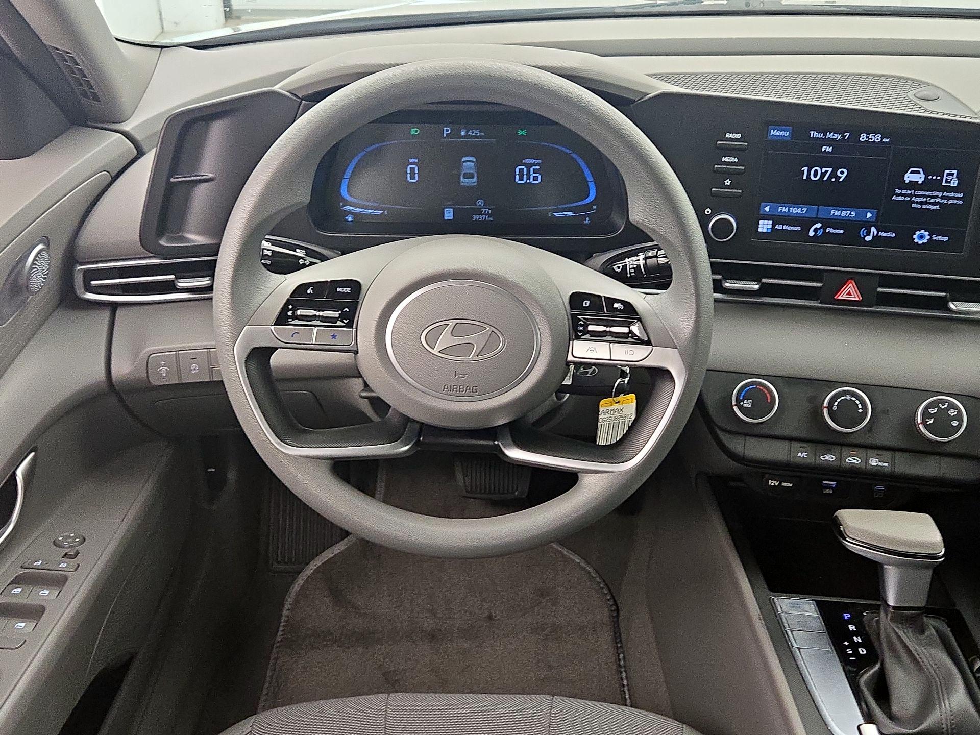 Thumbnail: 2025 Hyundai Elantra - 10