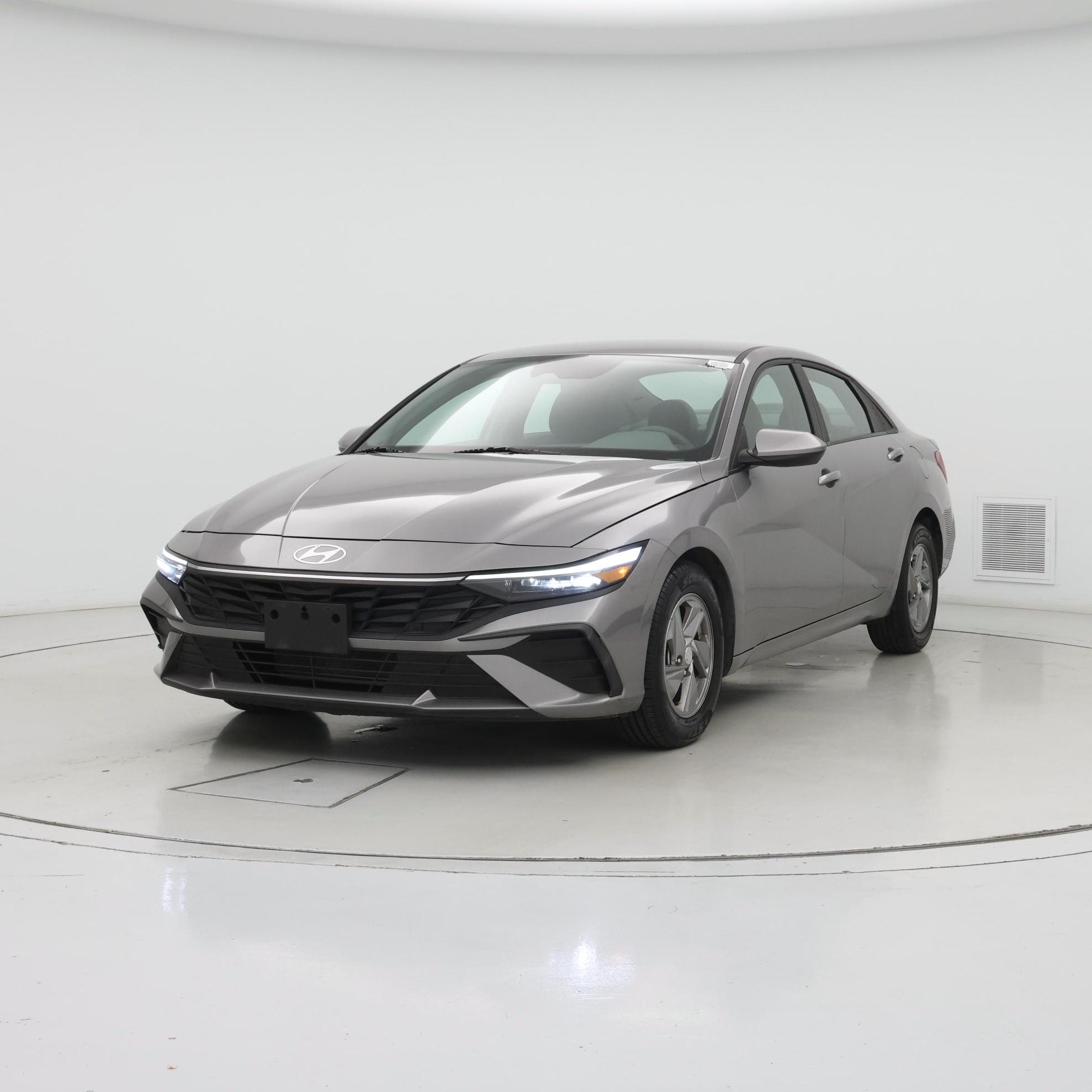 Thumbnail: 2025 Hyundai Elantra - 4