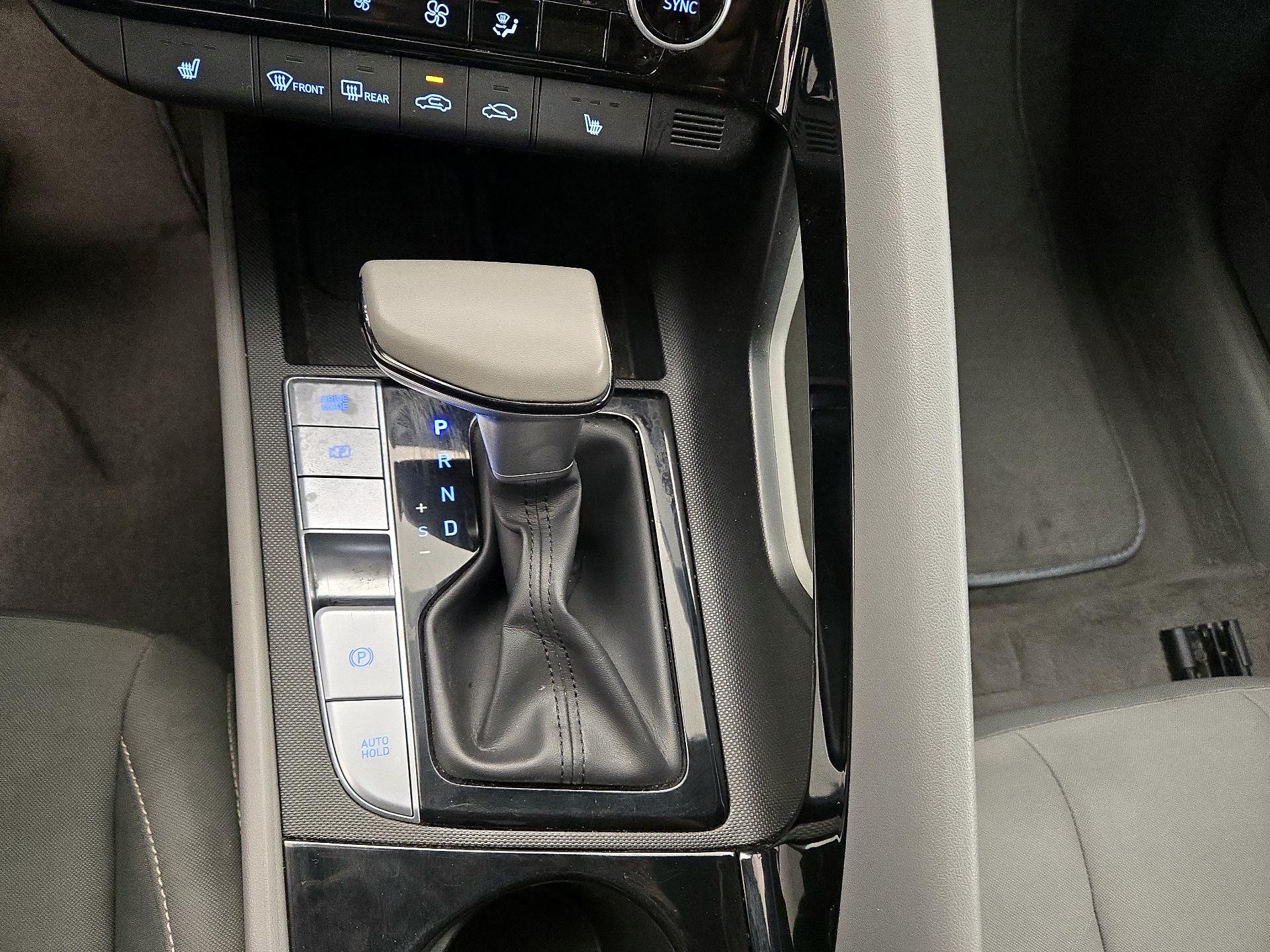Thumbnail: 2024 Hyundai Elantra - 16