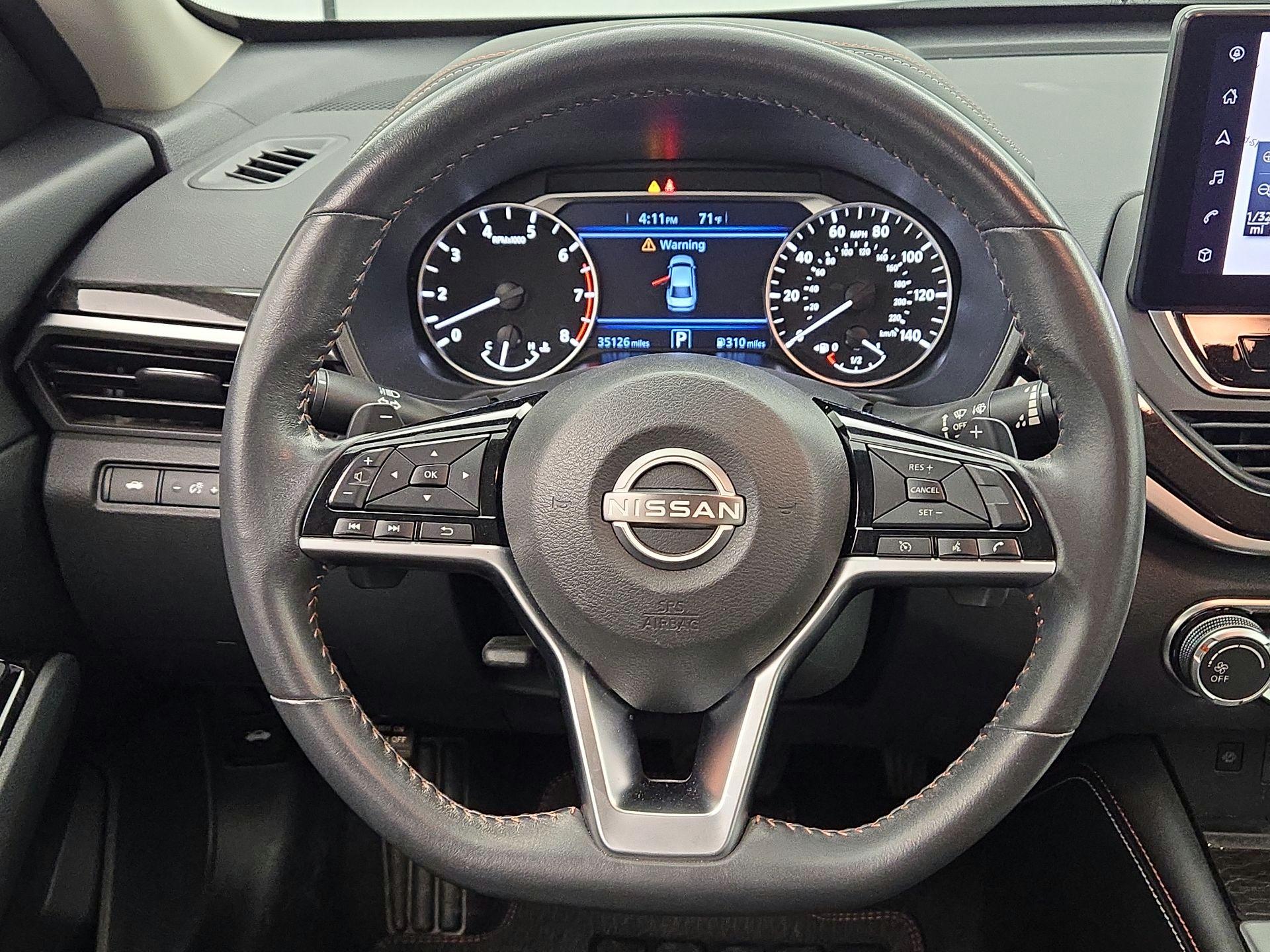 Thumbnail: 2023 Nissan Altima - 10