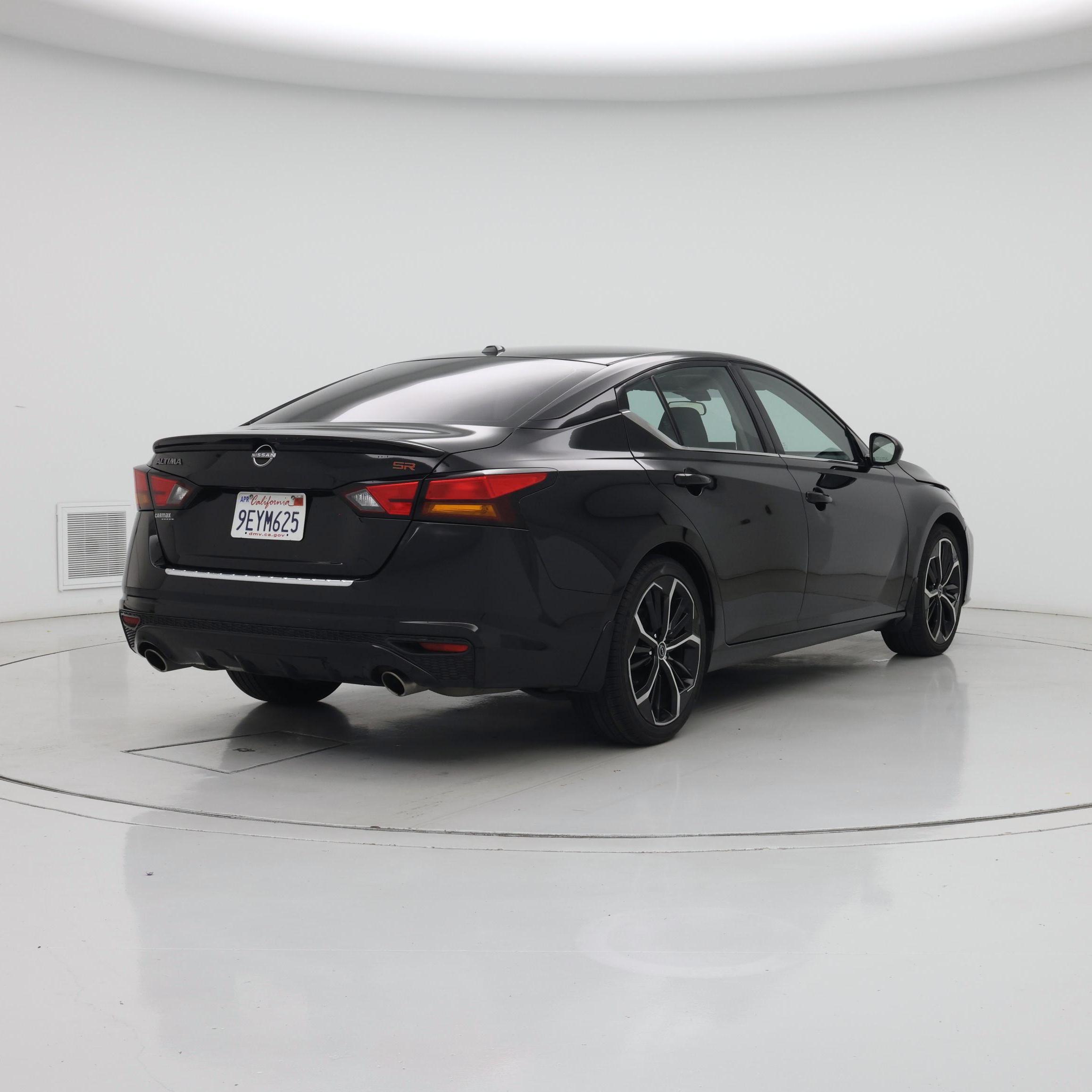 Thumbnail: 2023 Nissan Altima - 8