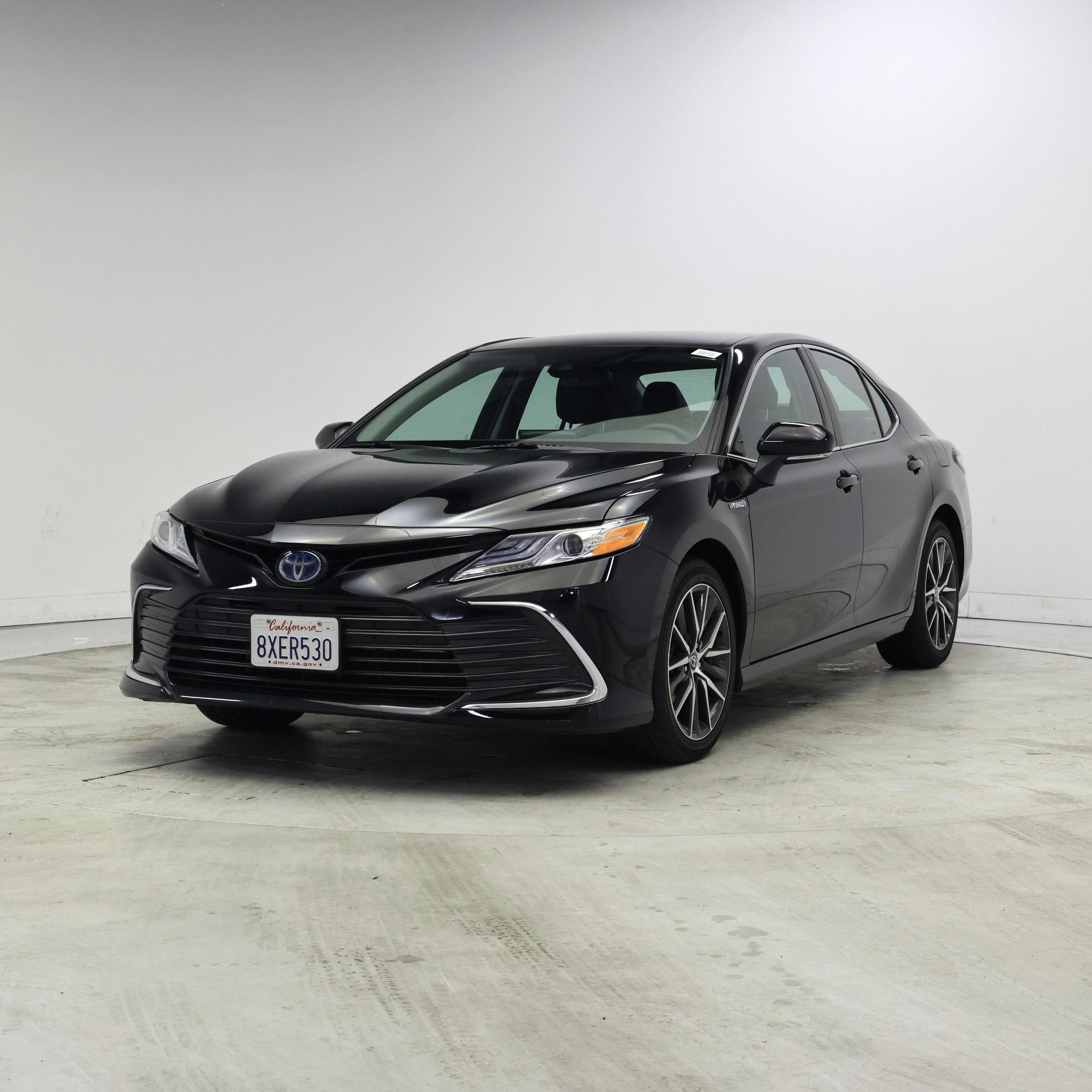 Thumbnail: 2021 Toyota Camry - 4