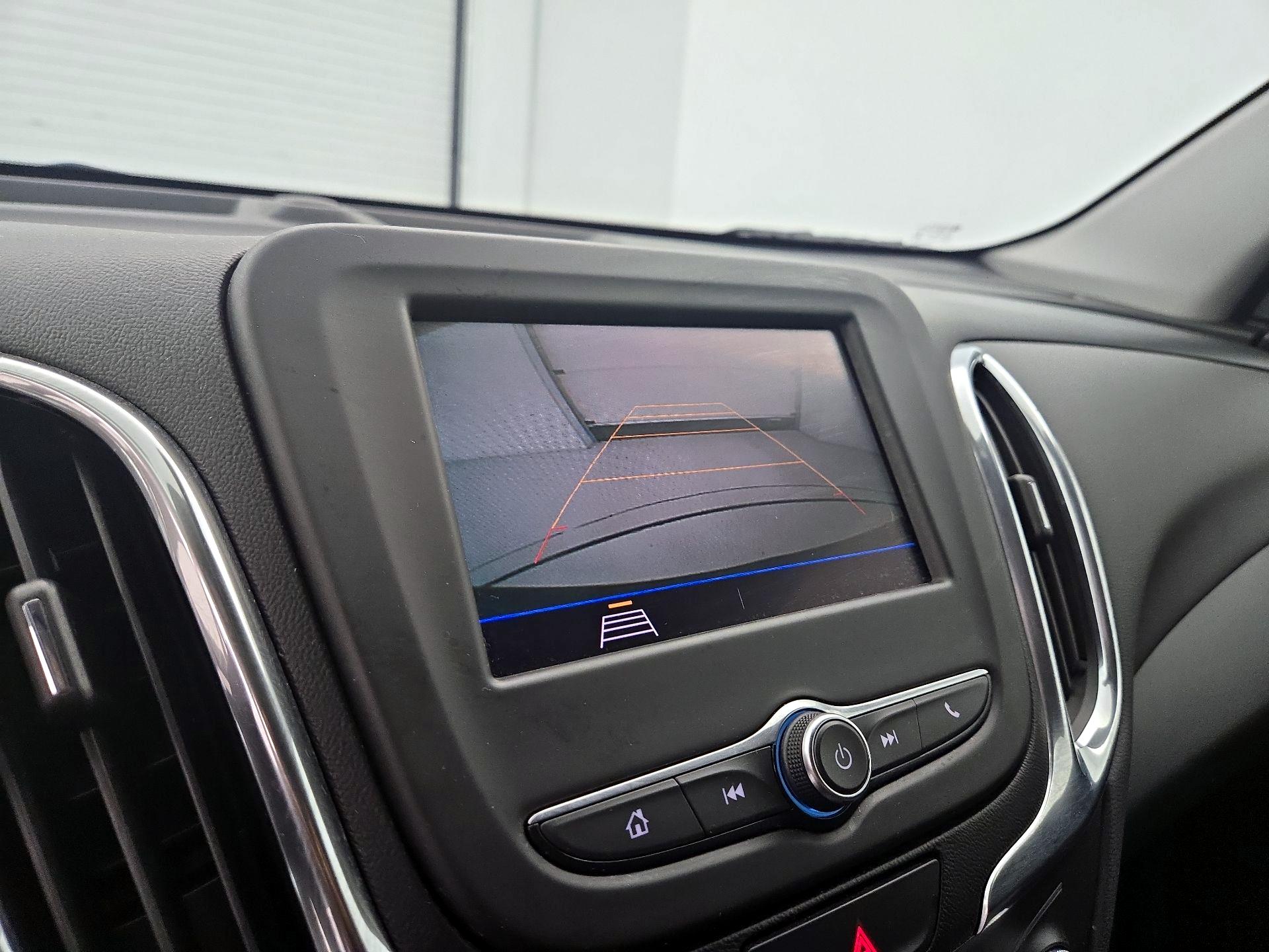 Thumbnail: 2021 Chevrolet Equinox - 12