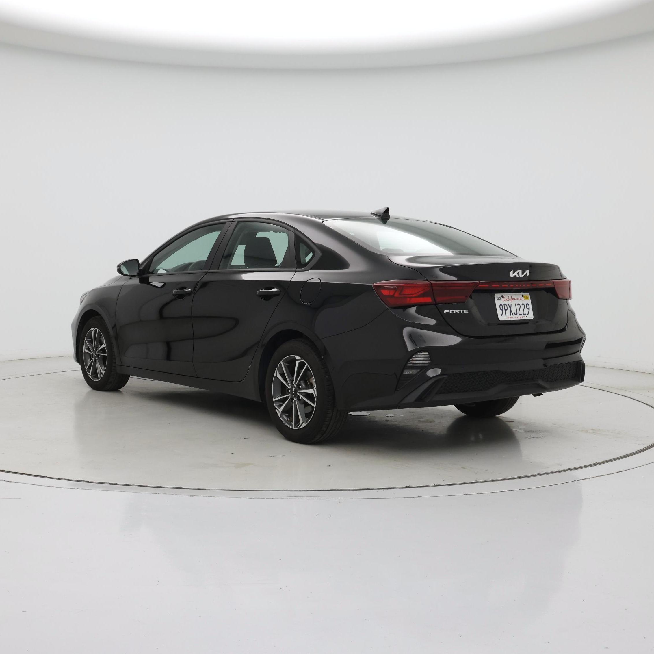 Thumbnail: 2024 Kia Forte - 2