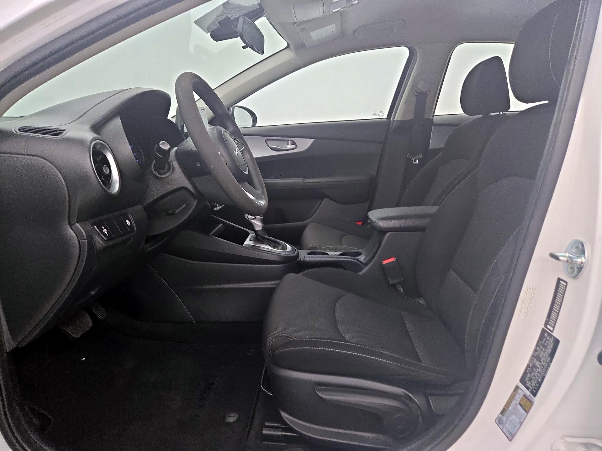 Thumbnail: 2023 Kia Forte - 11