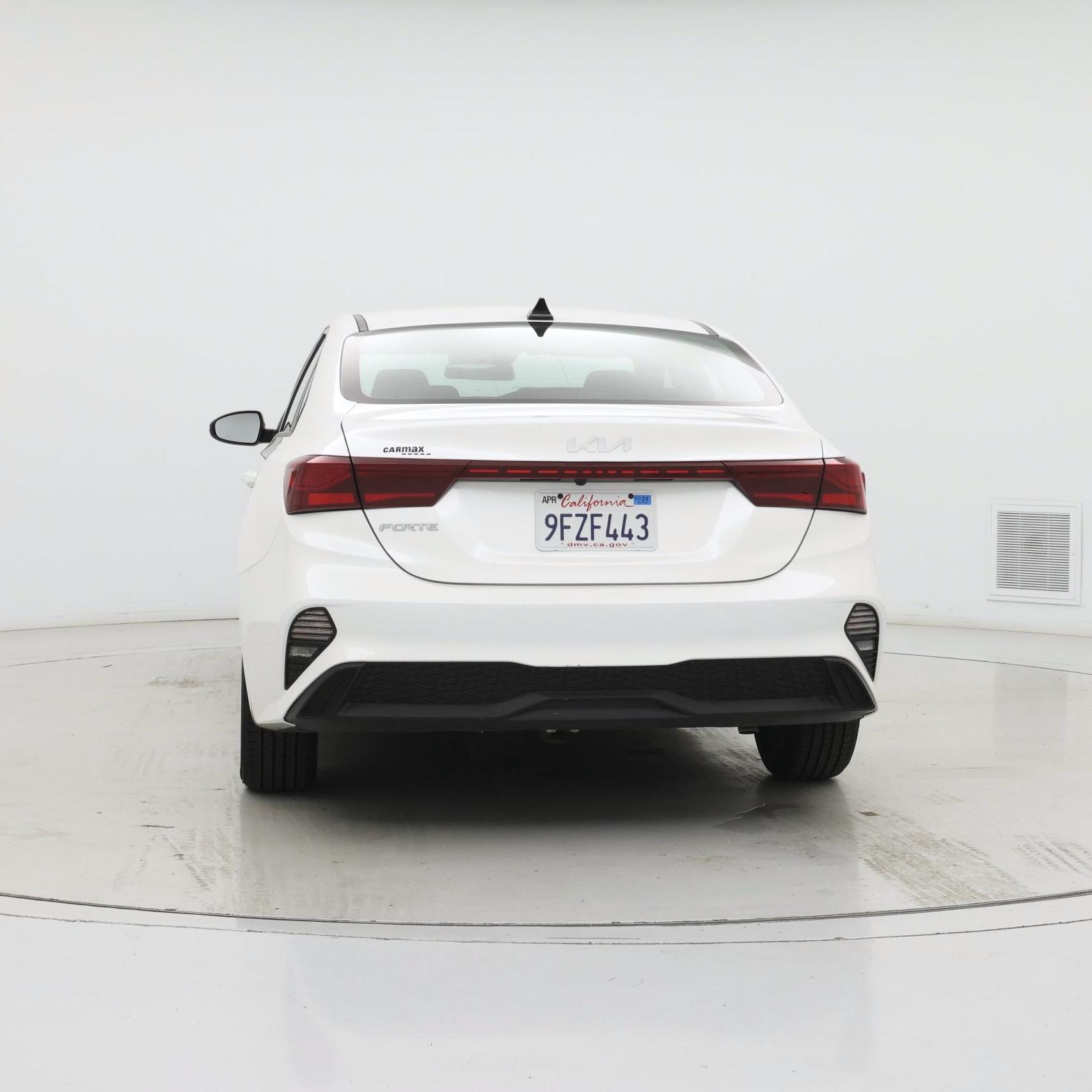 Thumbnail: 2023 Kia Forte - 6
