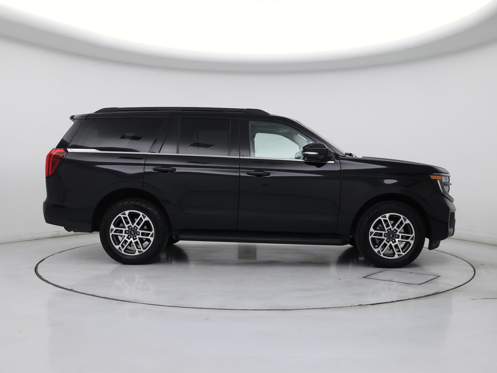 2025 Ford Expedition Active - Photo 8