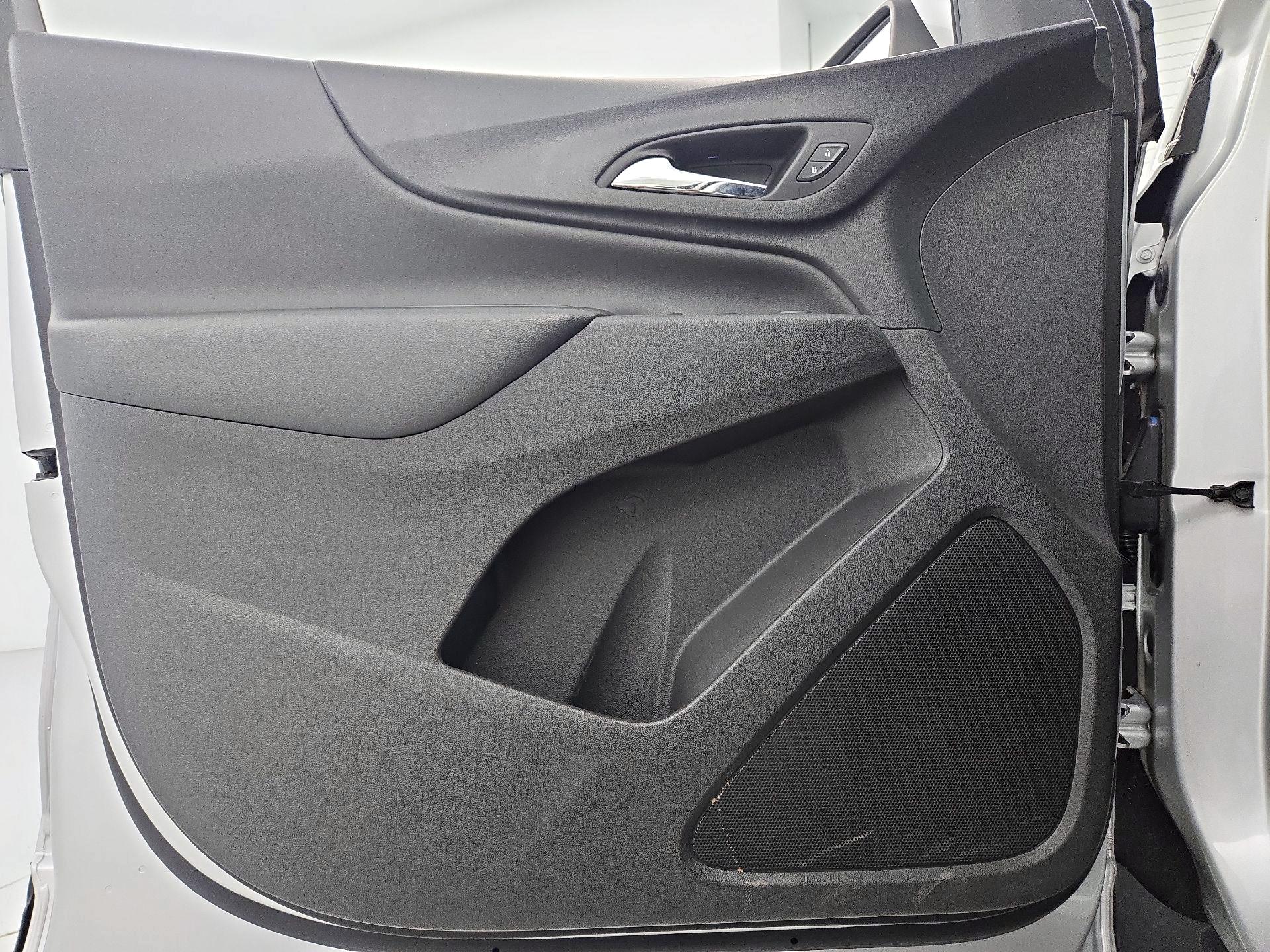 Thumbnail: 2021 Chevrolet Equinox - 12