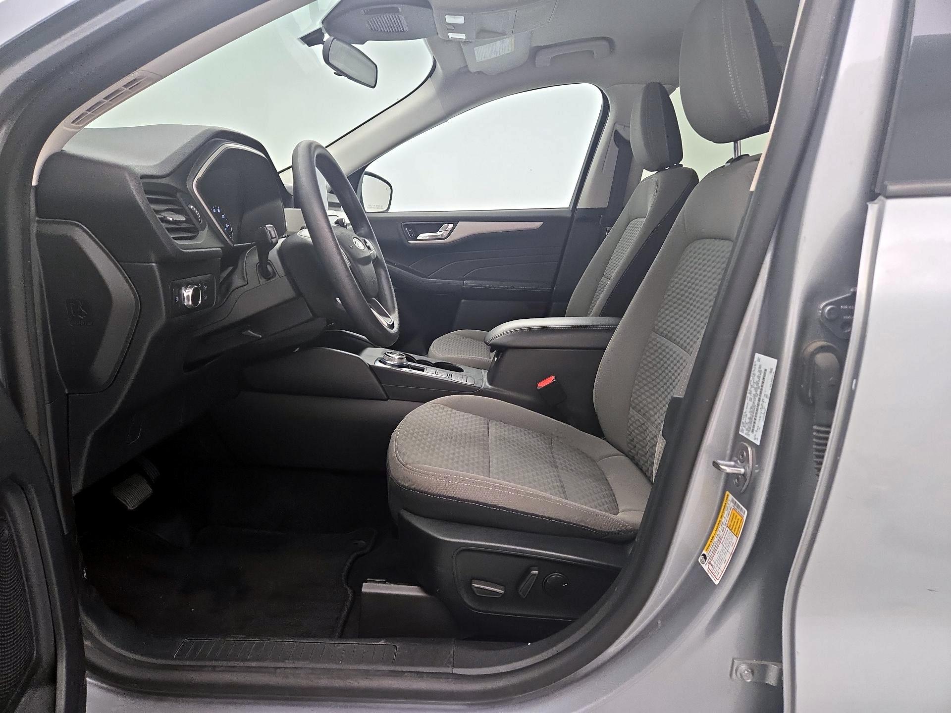 Thumbnail: 2021 Ford Escape - 9
