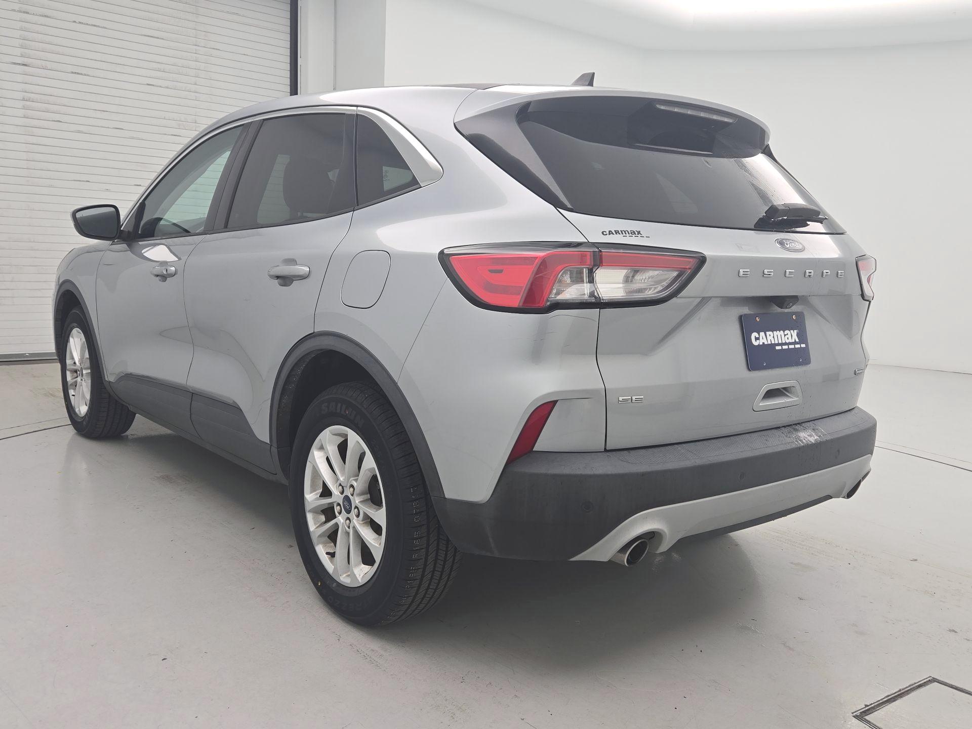 Thumbnail: 2021 Ford Escape - 7