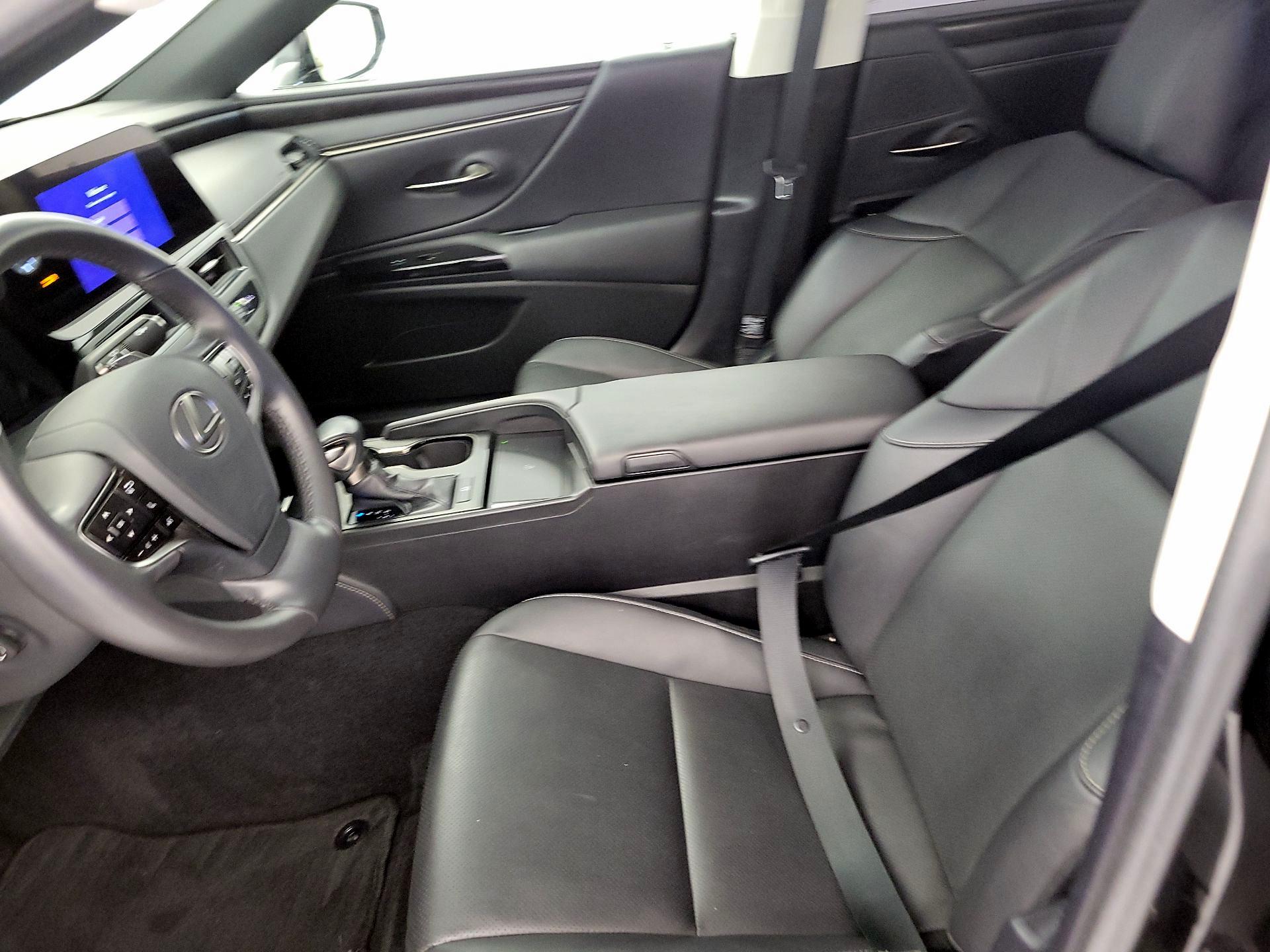 Thumbnail: 2023 Lexus ES - 11