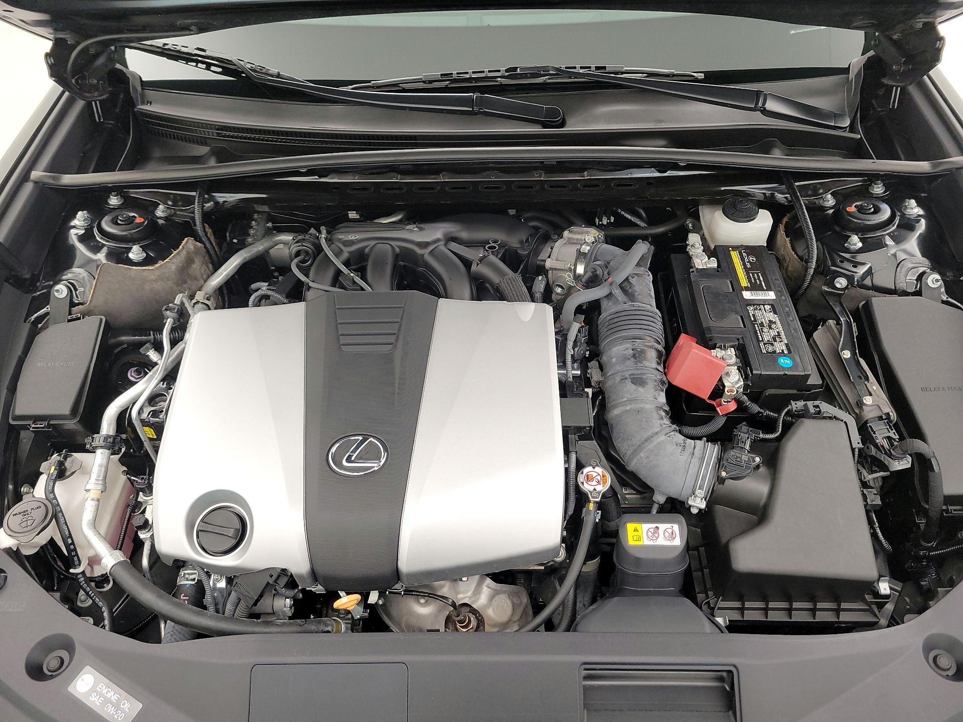 Thumbnail: 2023 Lexus ES - 20
