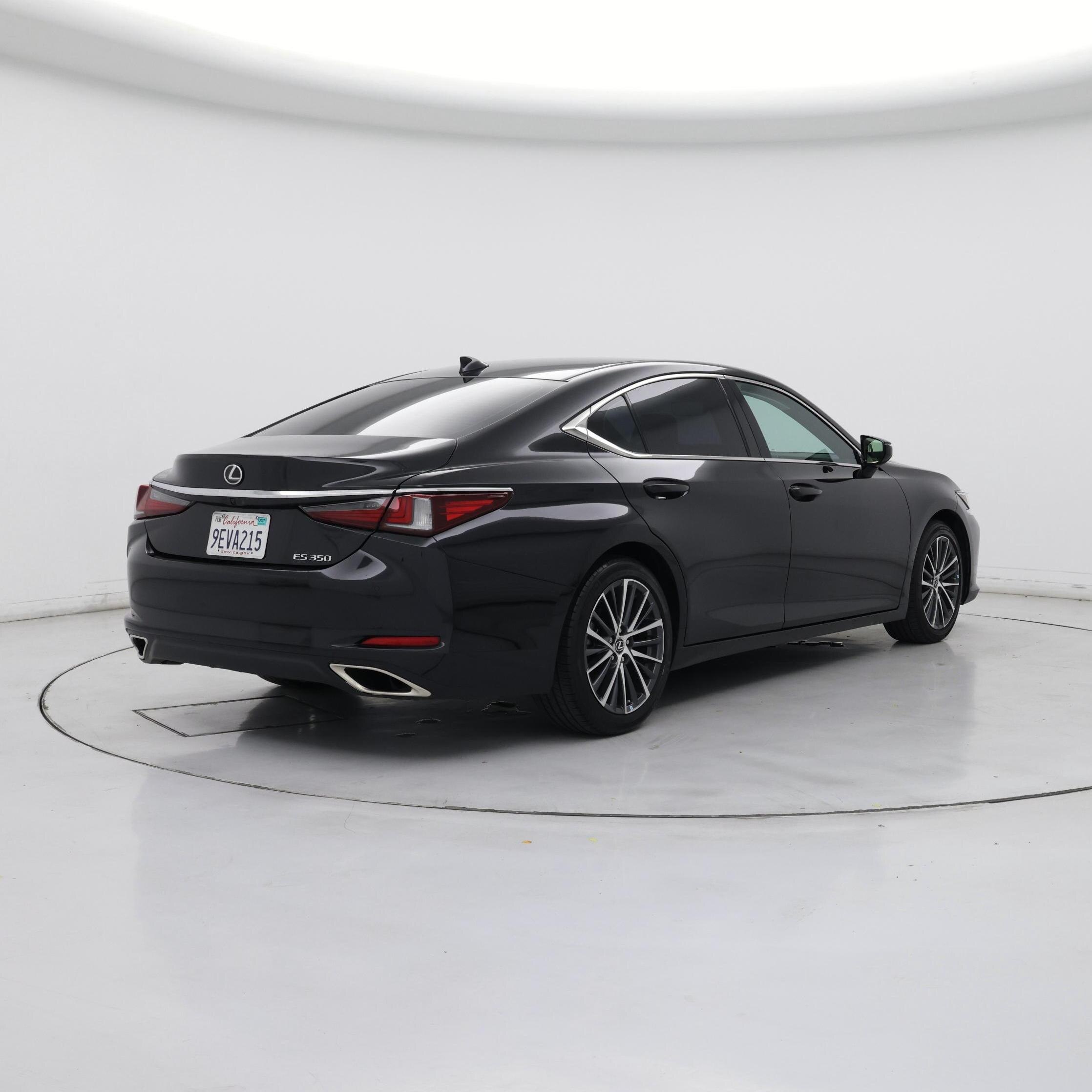 Thumbnail: 2023 Lexus ES - 8