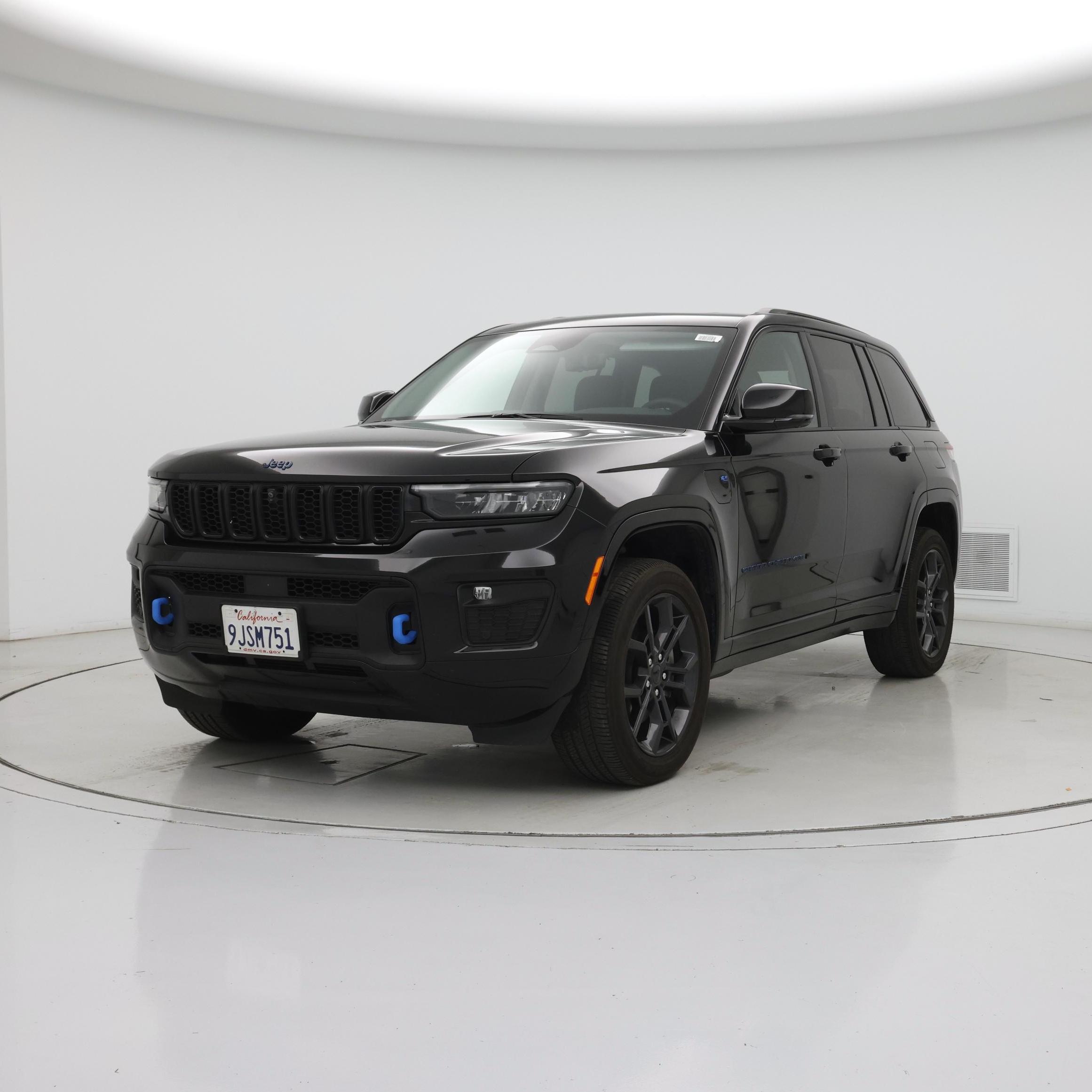 Thumbnail: 2023 Jeep Grand Cherokee - 4