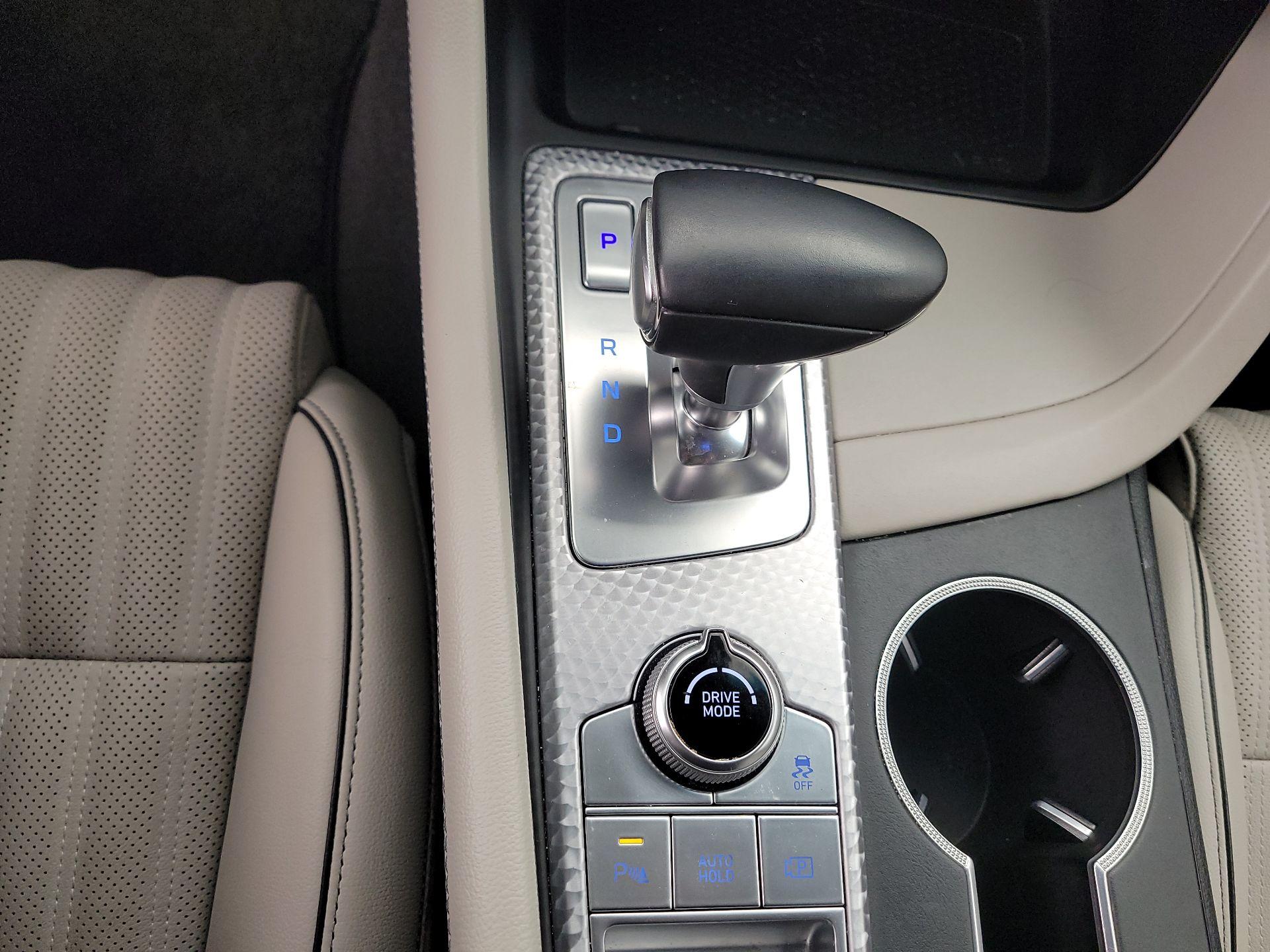 Thumbnail: 2023 Genesis G70 - 15