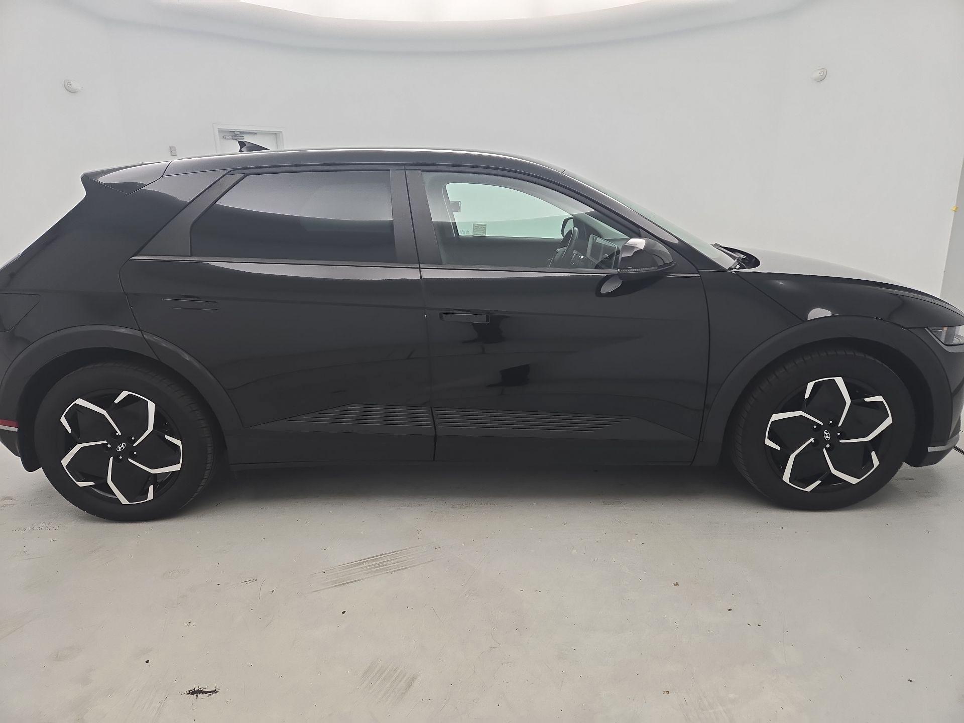 Thumbnail: 2024 Hyundai Ioniq 5 - 4