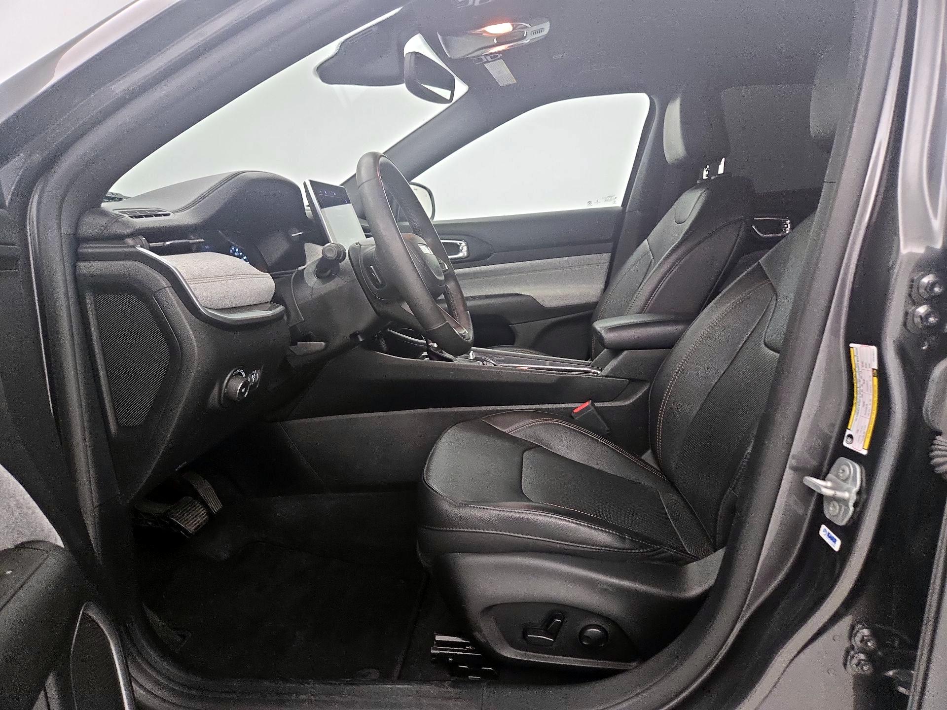 Thumbnail: 2023 Jeep Compass - 11