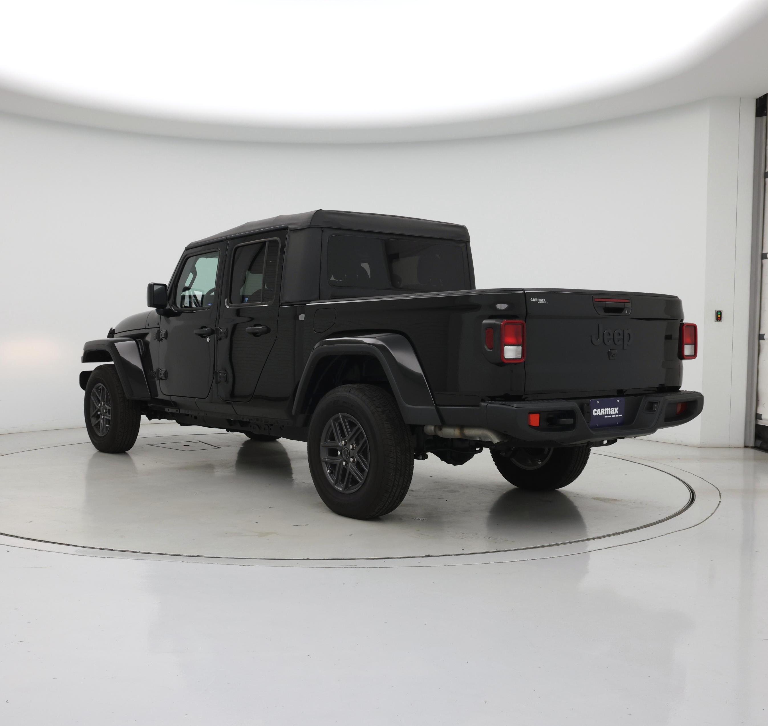 Thumbnail: 2025 Jeep Gladiator - 2