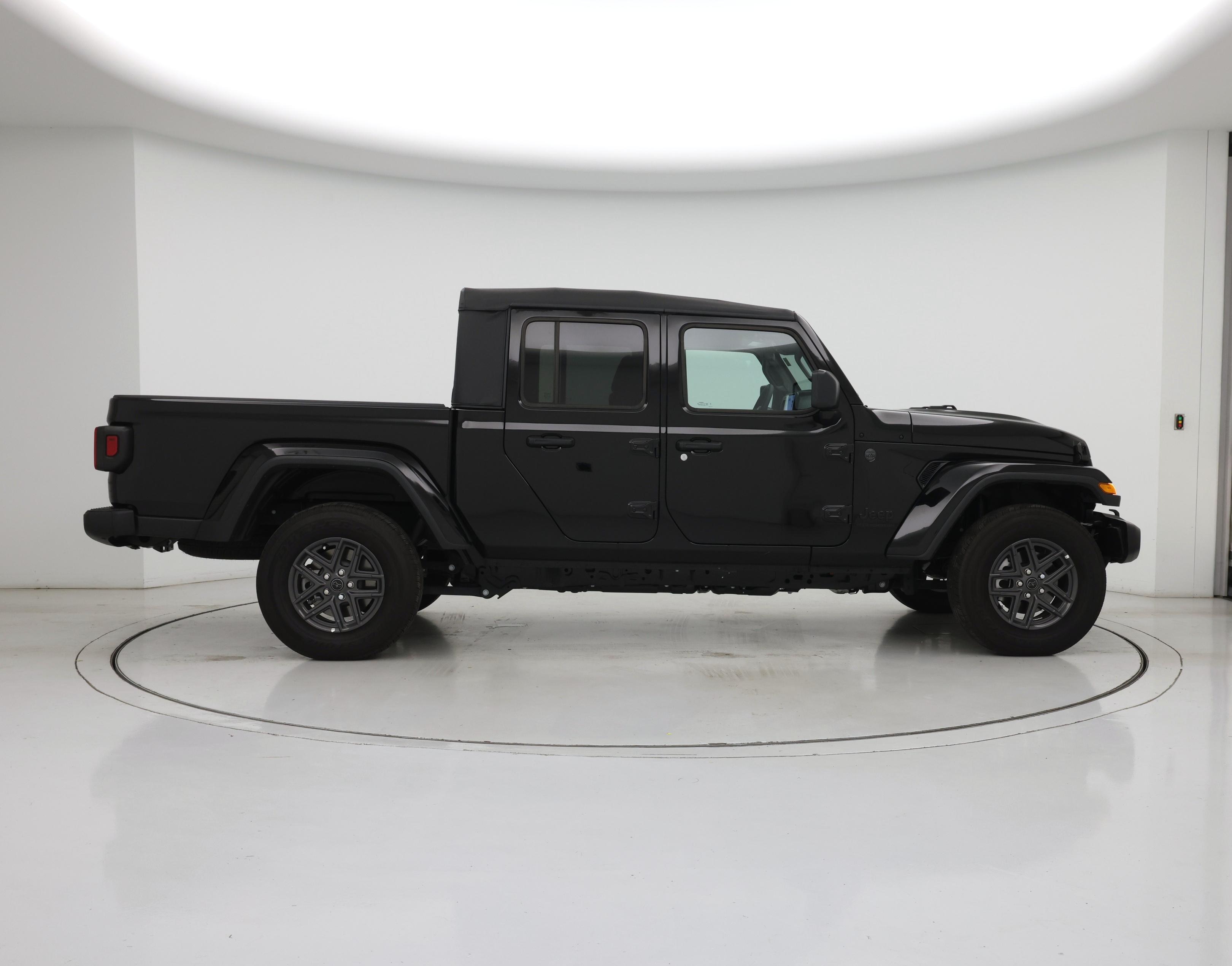 Thumbnail: 2025 Jeep Gladiator - 7