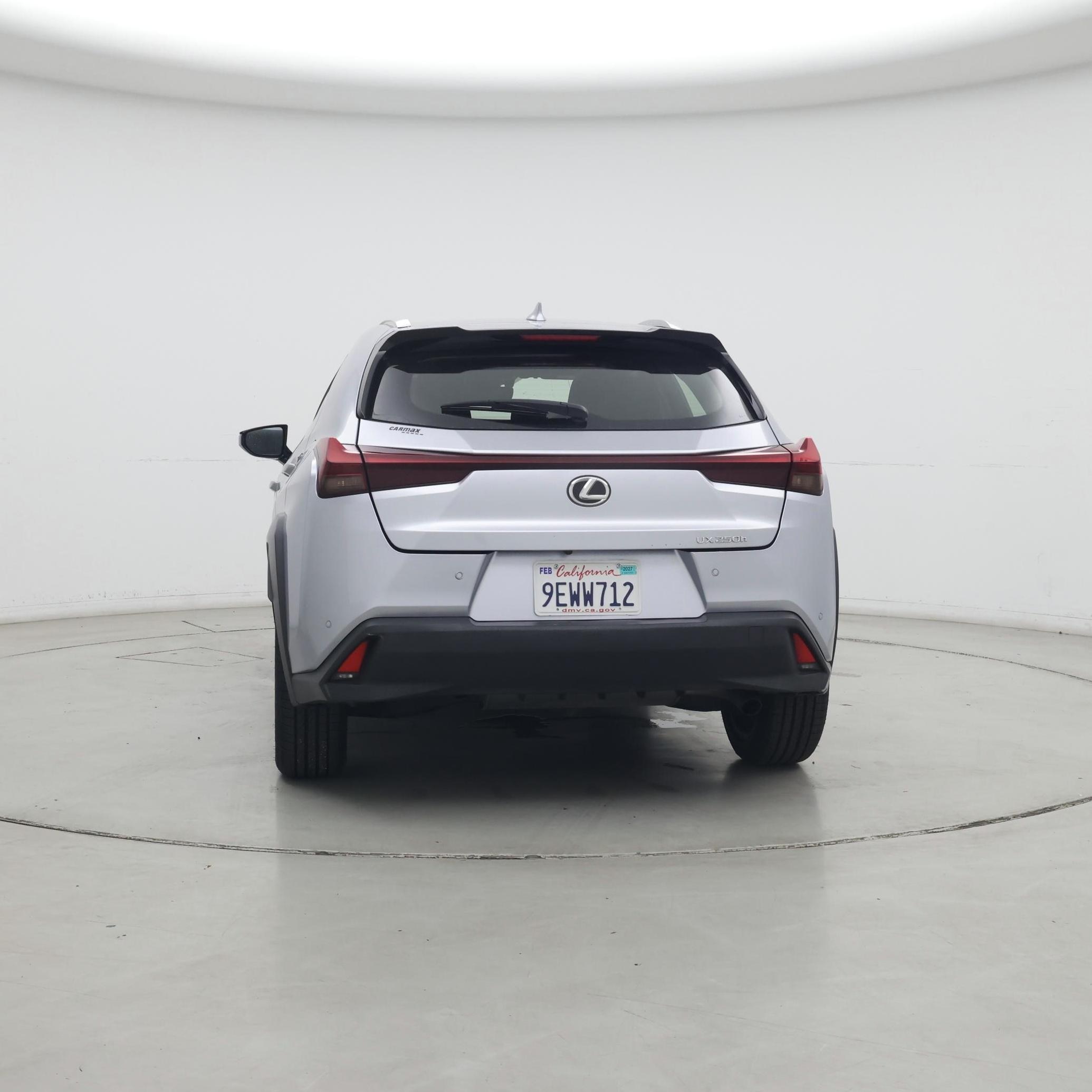 Thumbnail: 2023 Lexus UX - 6
