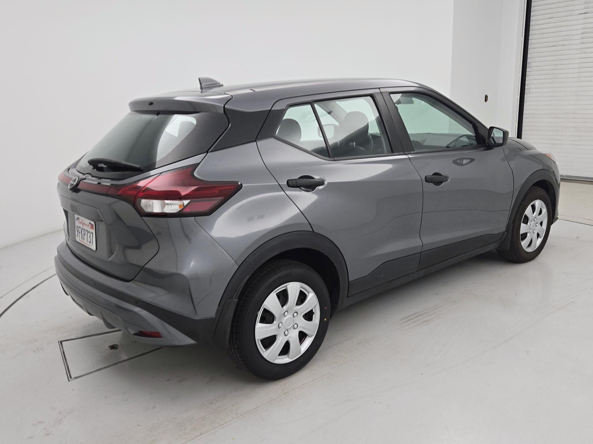 Thumbnail: 2023 Nissan Kicks - 5