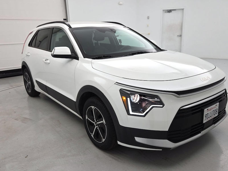 2023 Kia Niro EX