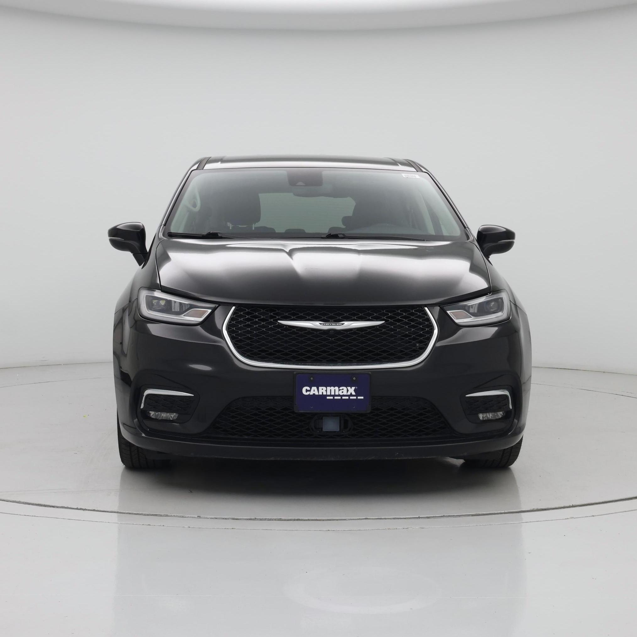 Thumbnail: 2023 Chrysler Pacifica - 5