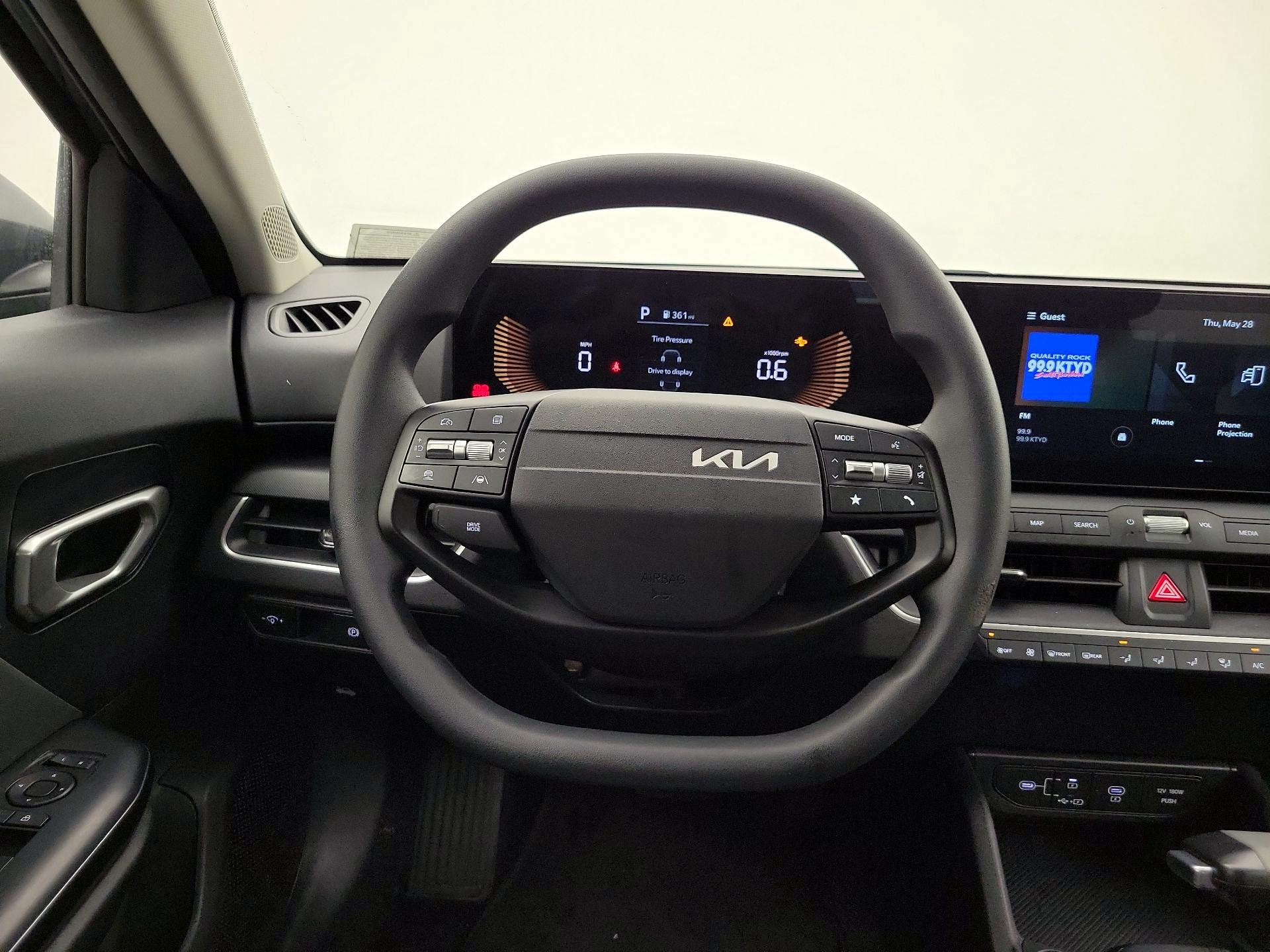 Thumbnail: 2025 Kia K4 - 10