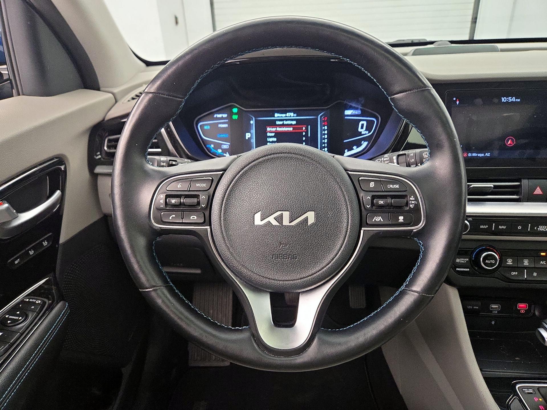 Thumbnail: 2022 Kia Niro - 10