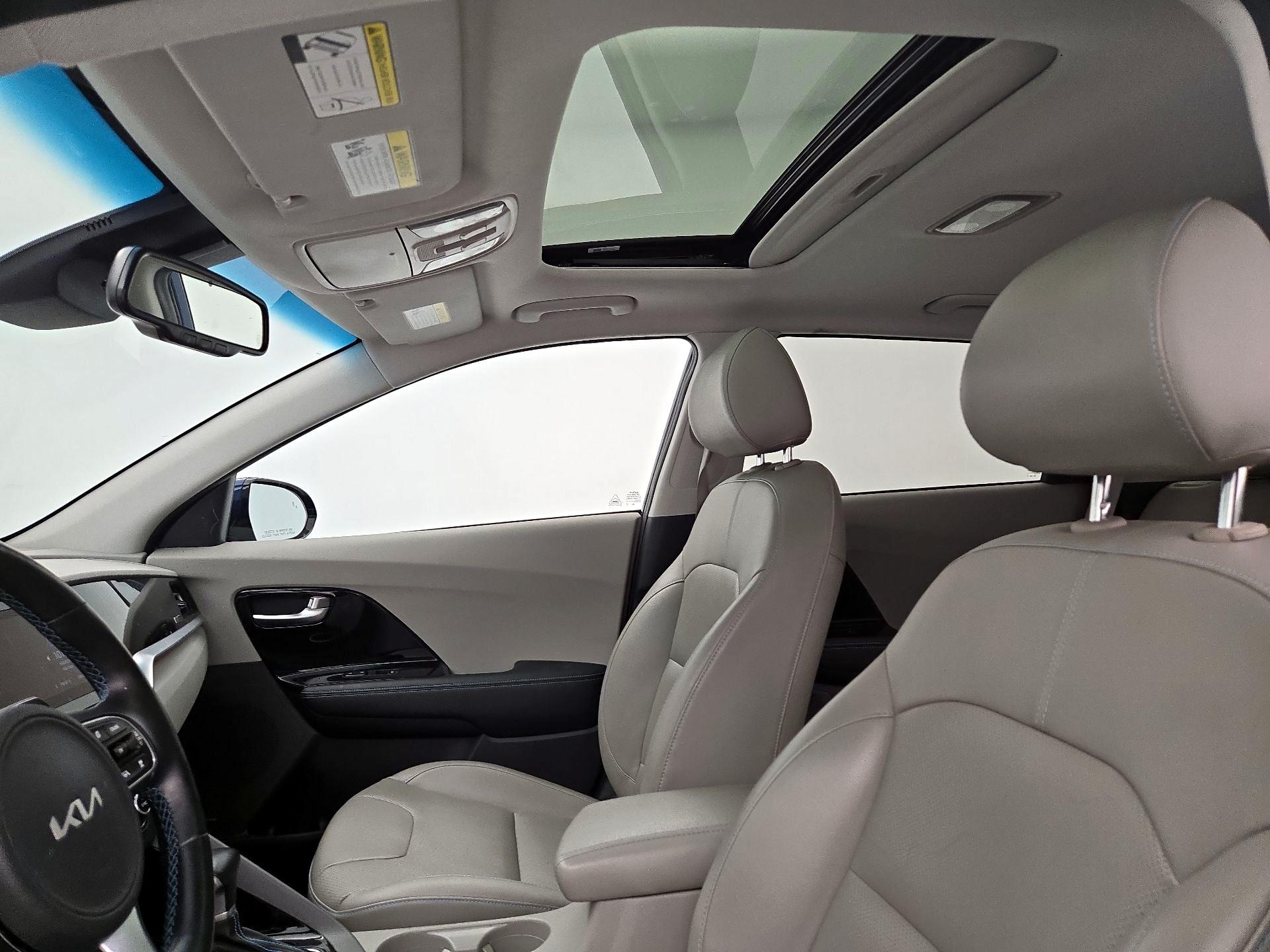 Thumbnail: 2022 Kia Niro - 20