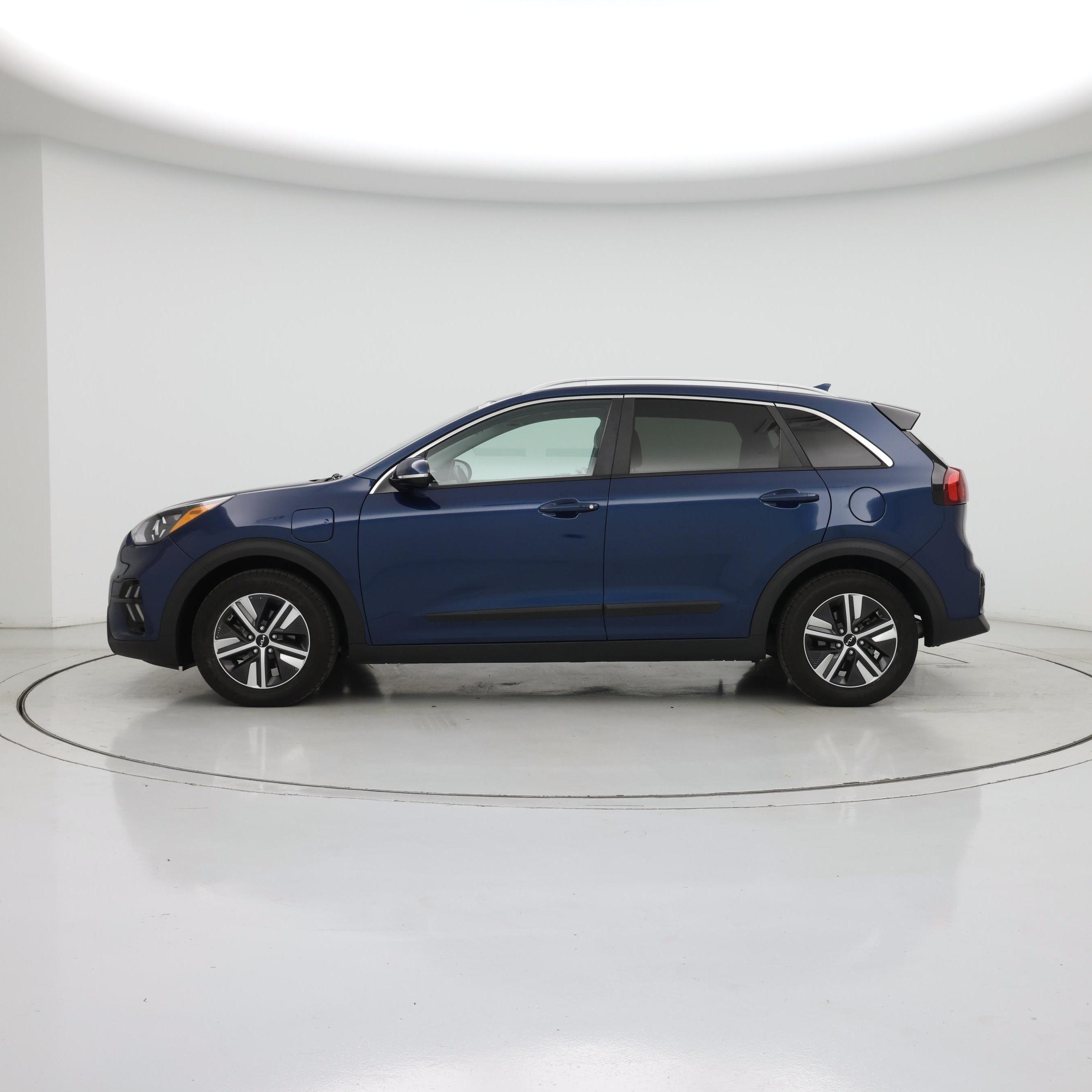 Thumbnail: 2022 Kia Niro - 3