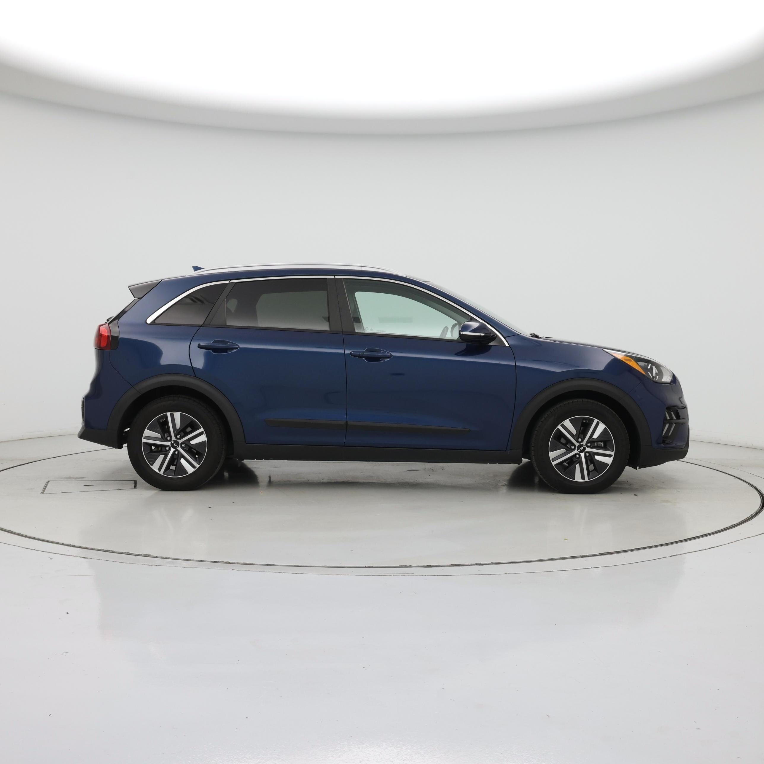 Thumbnail: 2022 Kia Niro - 7