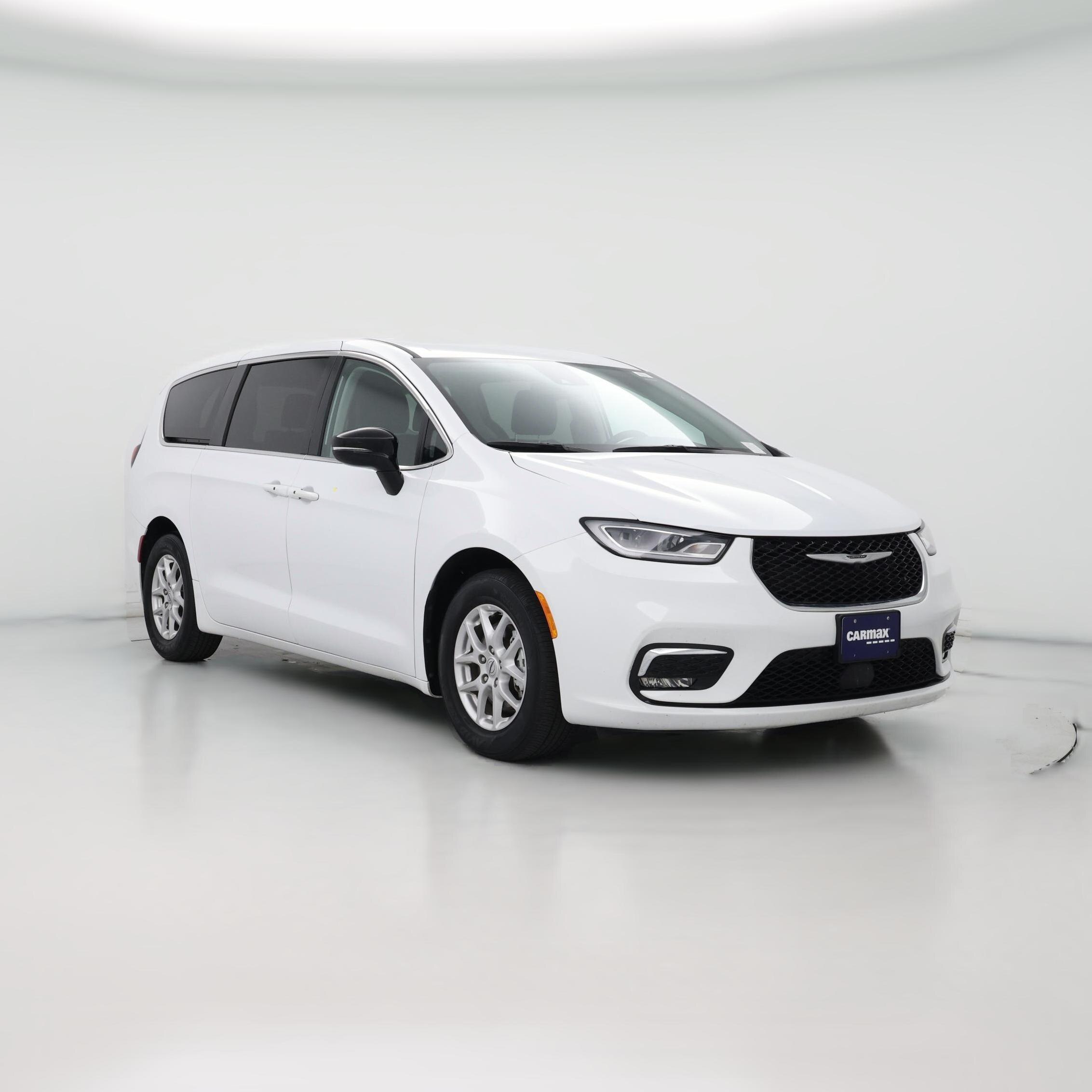 Thumbnail: 2024 Chrysler Pacifica - 1