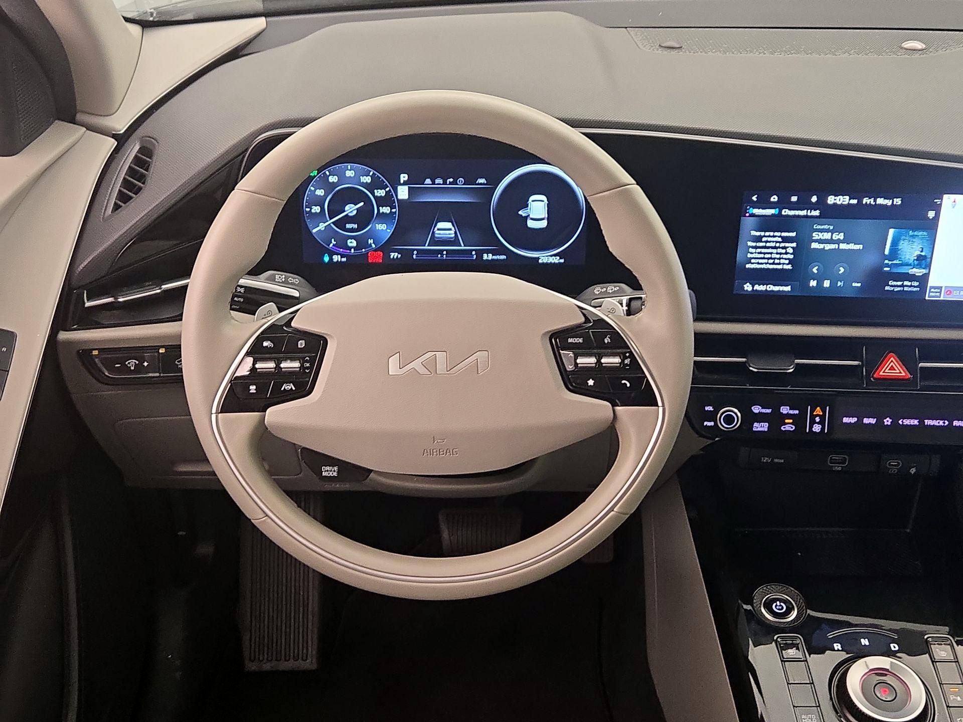 Thumbnail: 2023 Kia Niro - 10