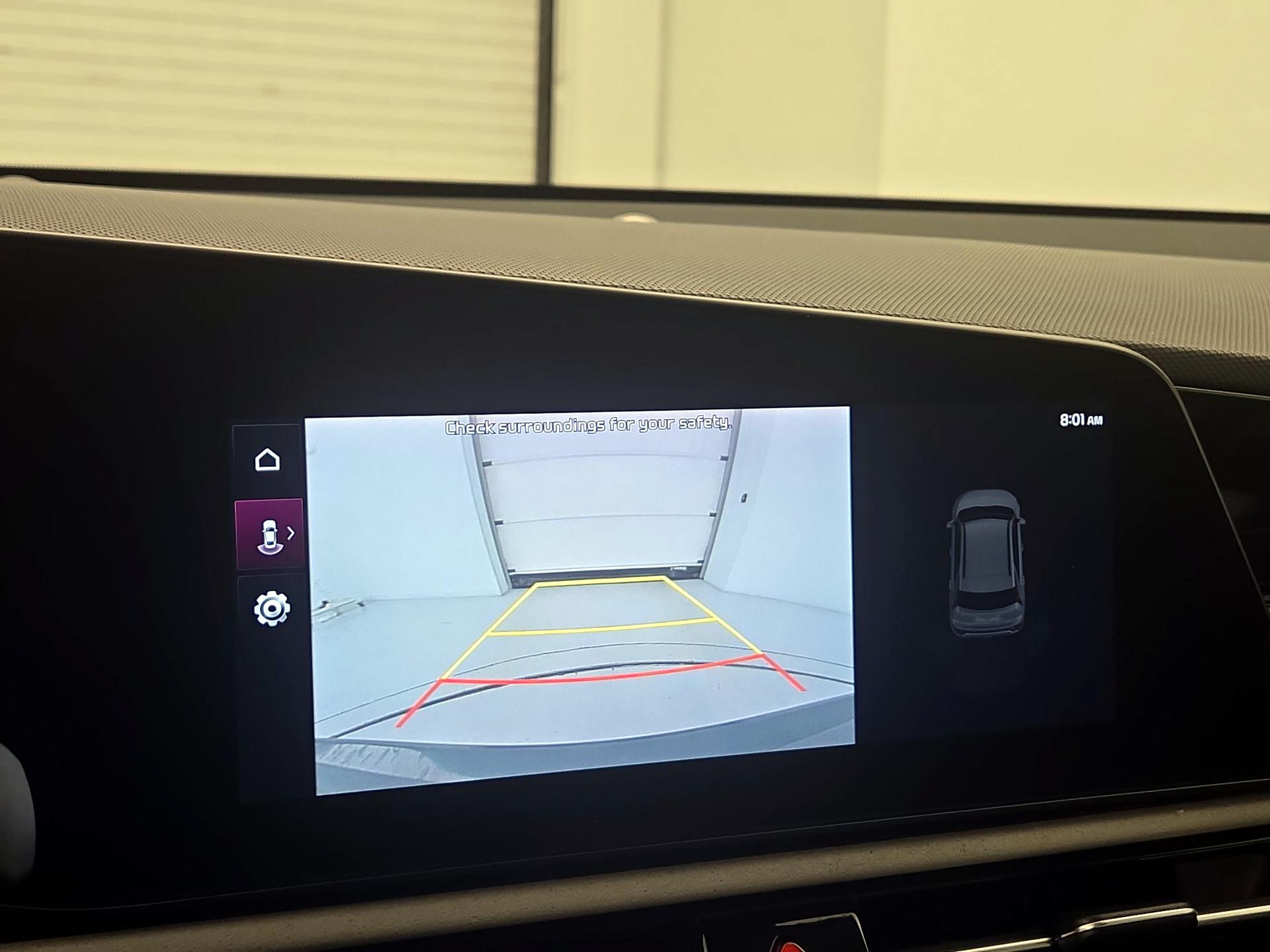 Thumbnail: 2023 Kia Niro - 15
