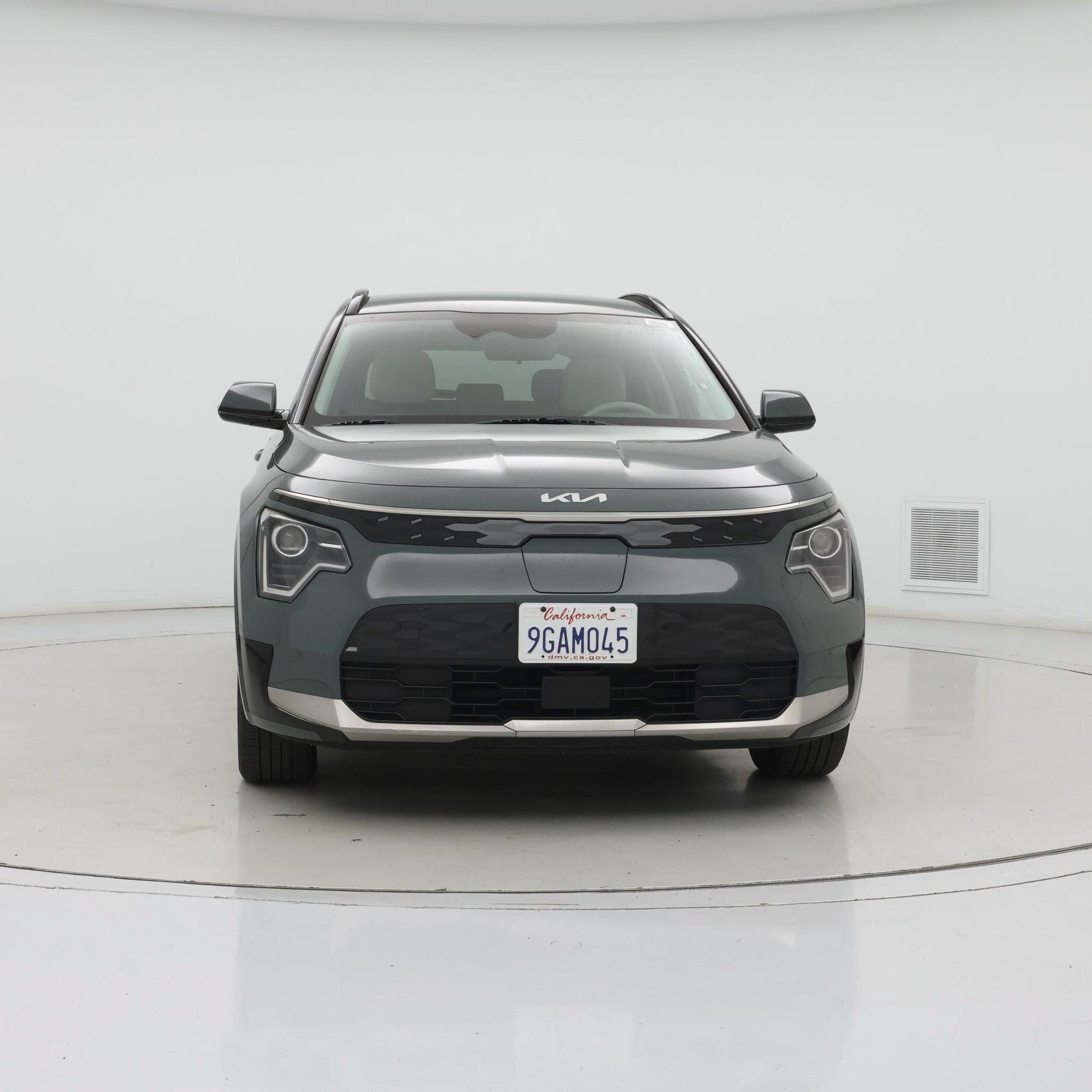 Thumbnail: 2023 Kia Niro - 5