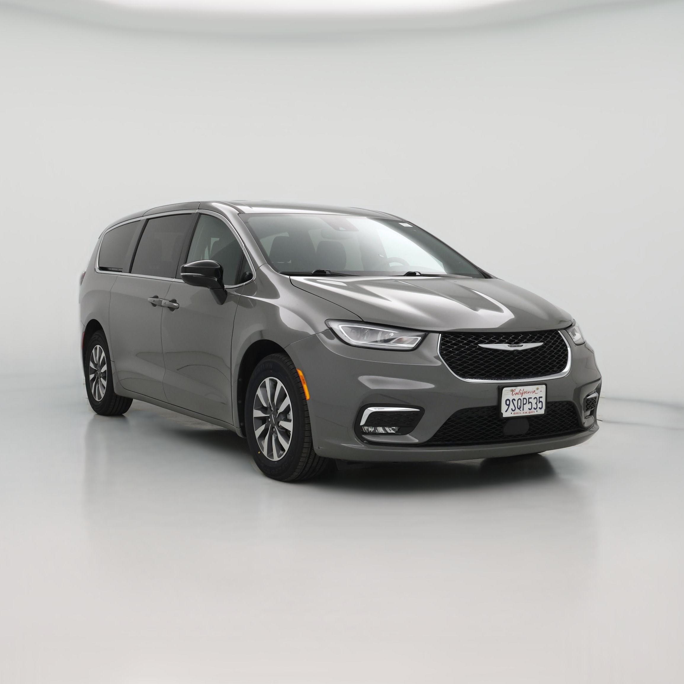 Thumbnail: 2025 Chrysler Pacifica - 1