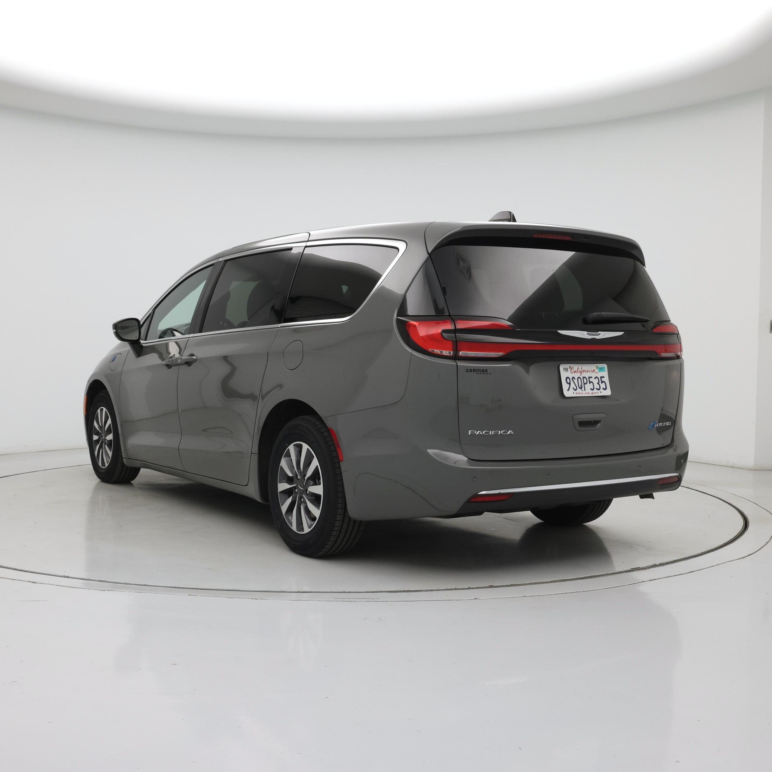 Thumbnail: 2025 Chrysler Pacifica - 2