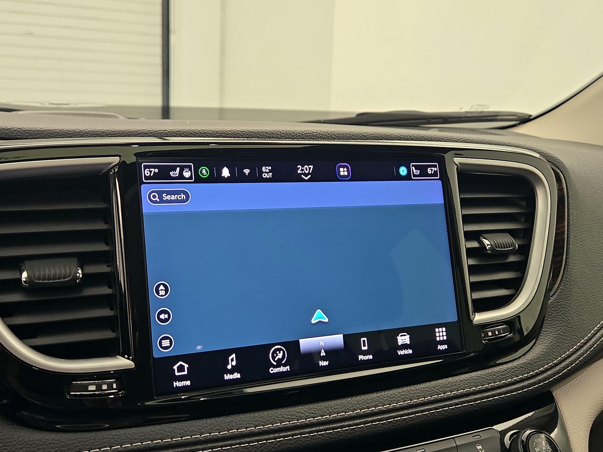 Thumbnail: 2023 Chrysler Pacifica - 12