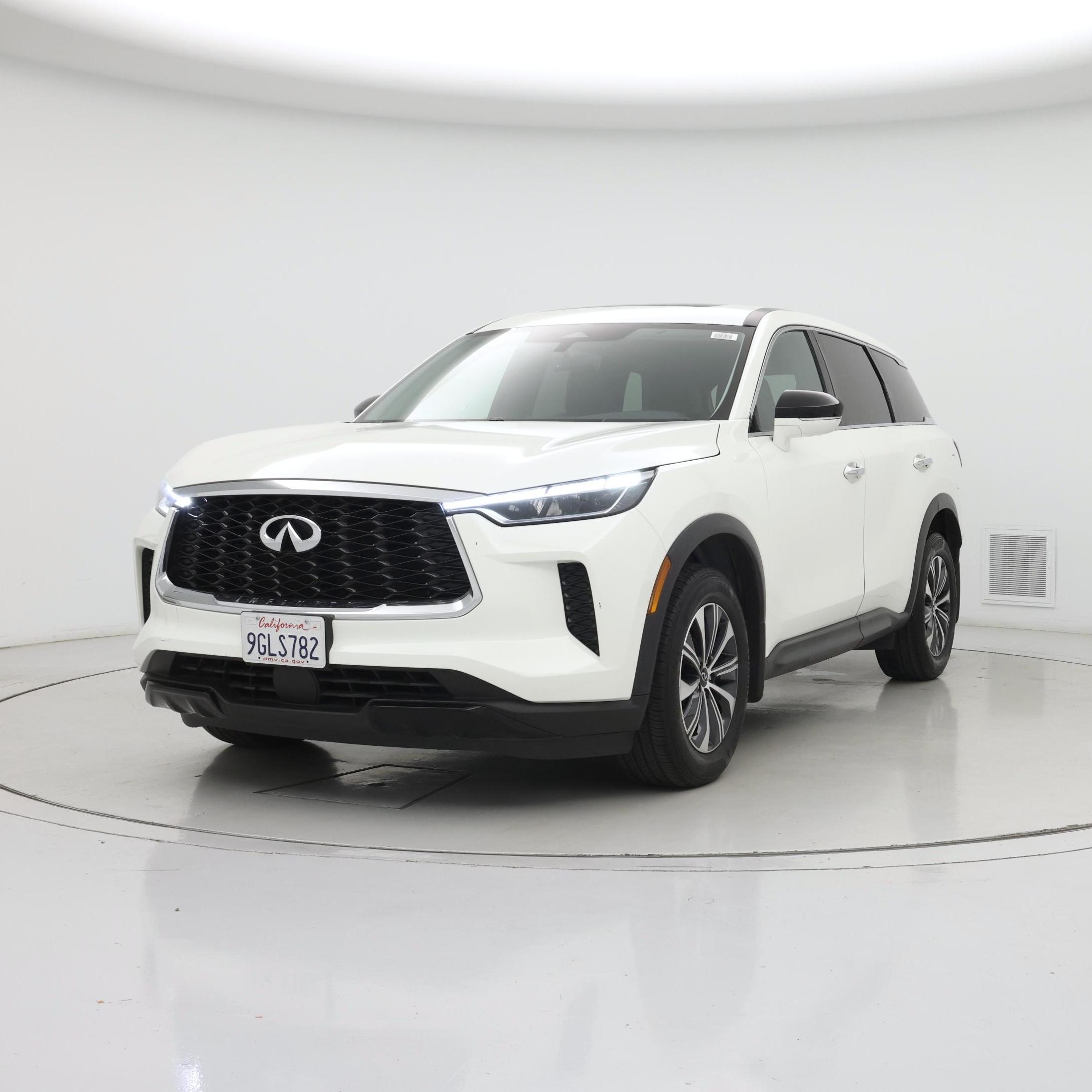 Thumbnail: 2023 INFINITI QX60 - 4