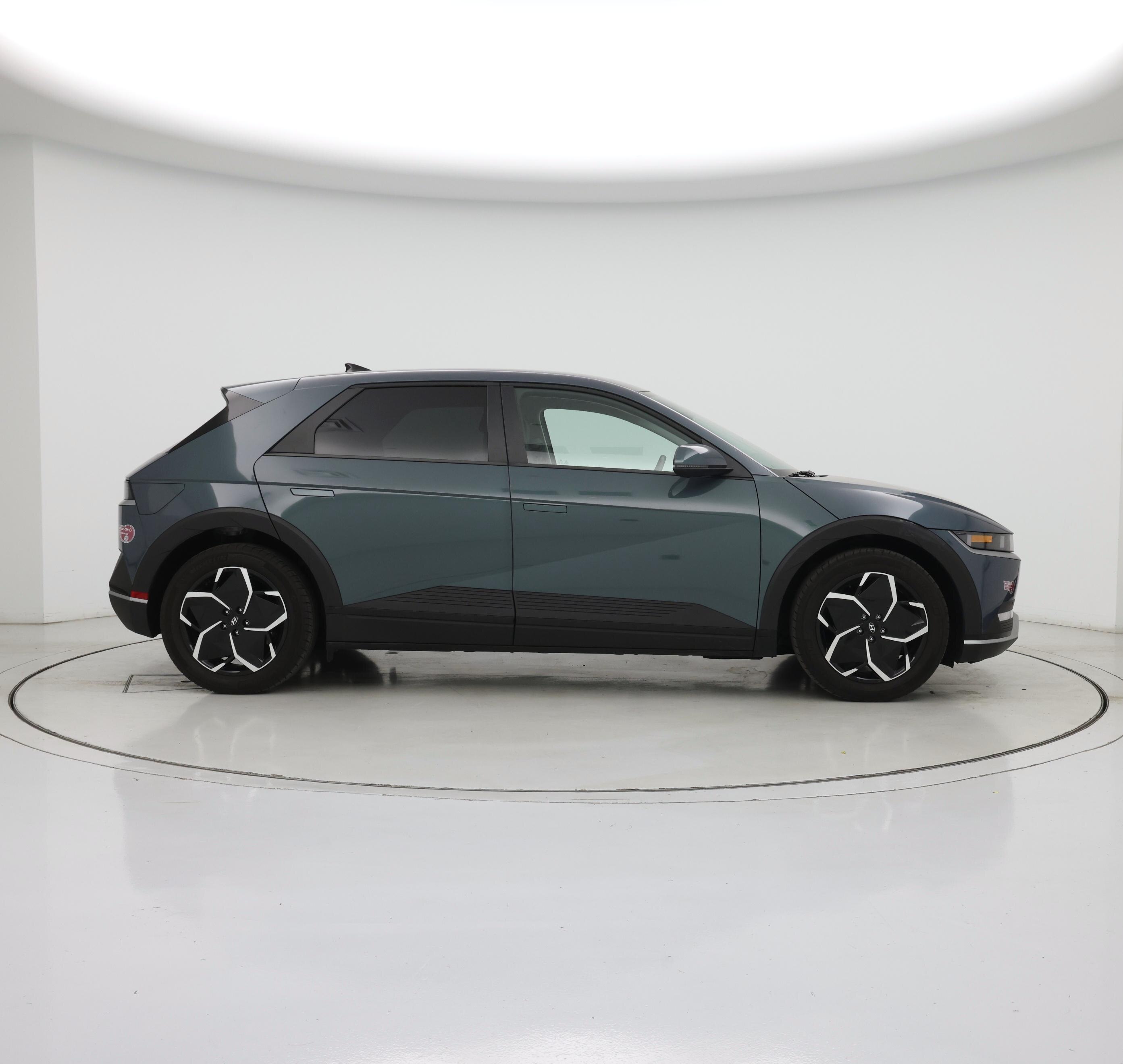 Thumbnail: 2024 Hyundai Ioniq 5 - 7