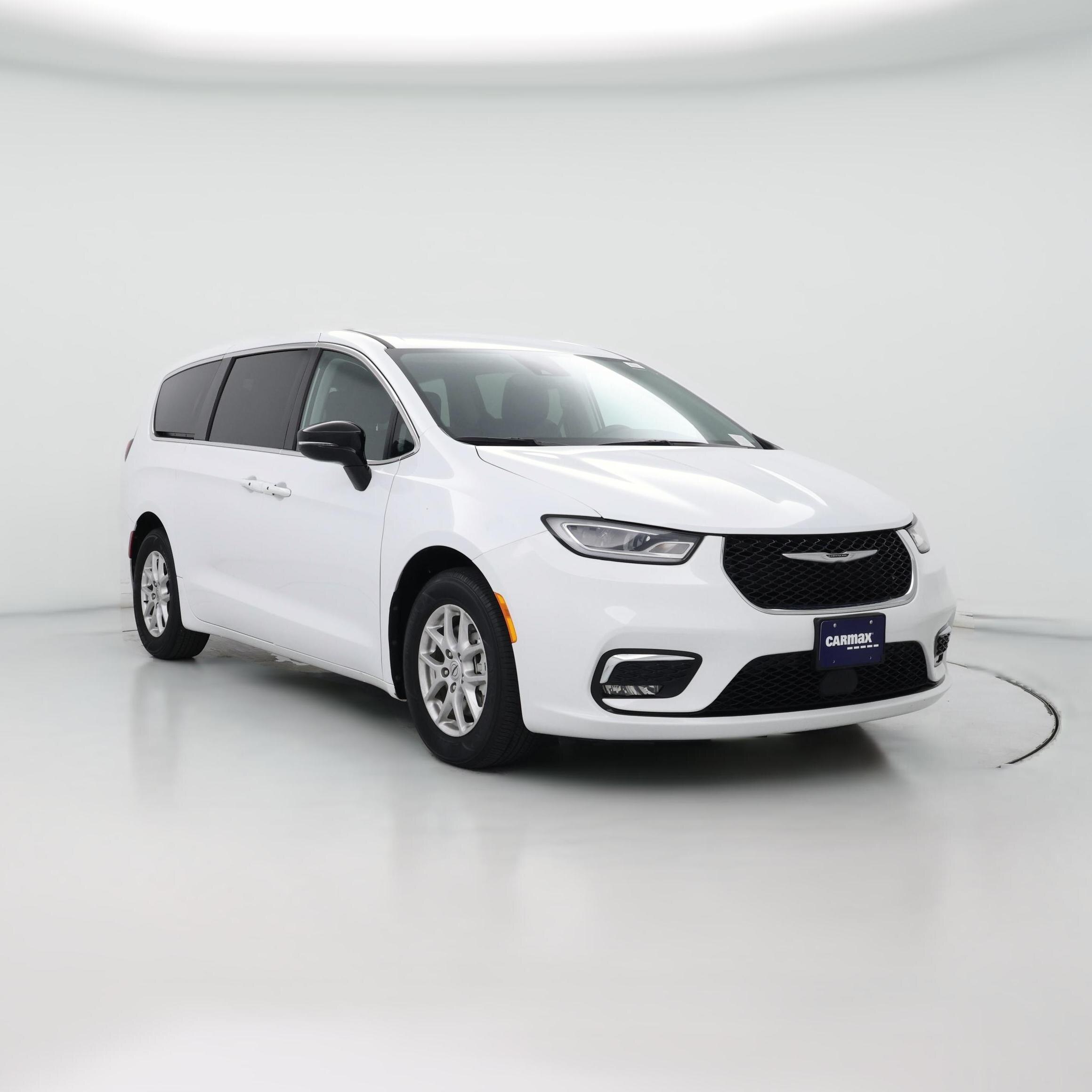 Thumbnail: 2024 Chrysler Pacifica - 1