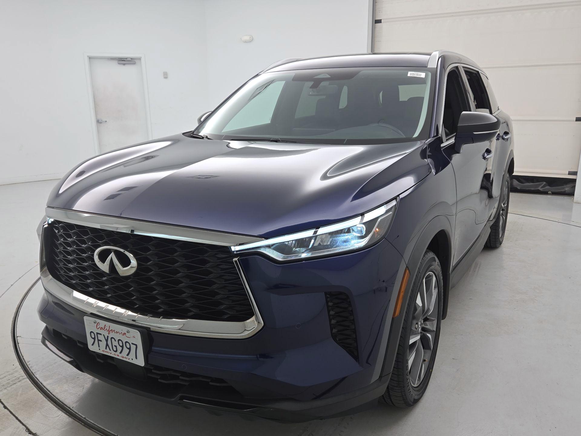 Thumbnail: 2023 INFINITI QX60 - 3