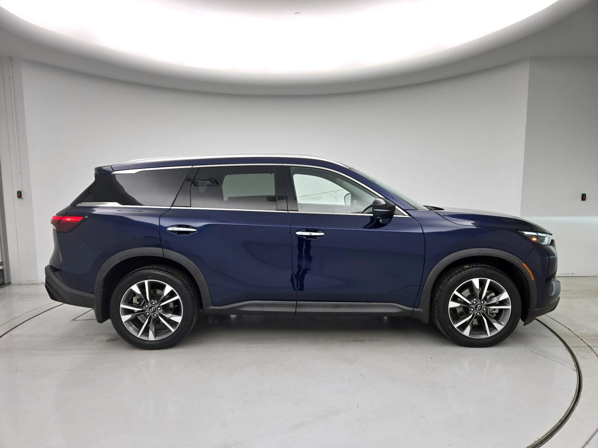 Thumbnail: 2023 INFINITI QX60 - 4