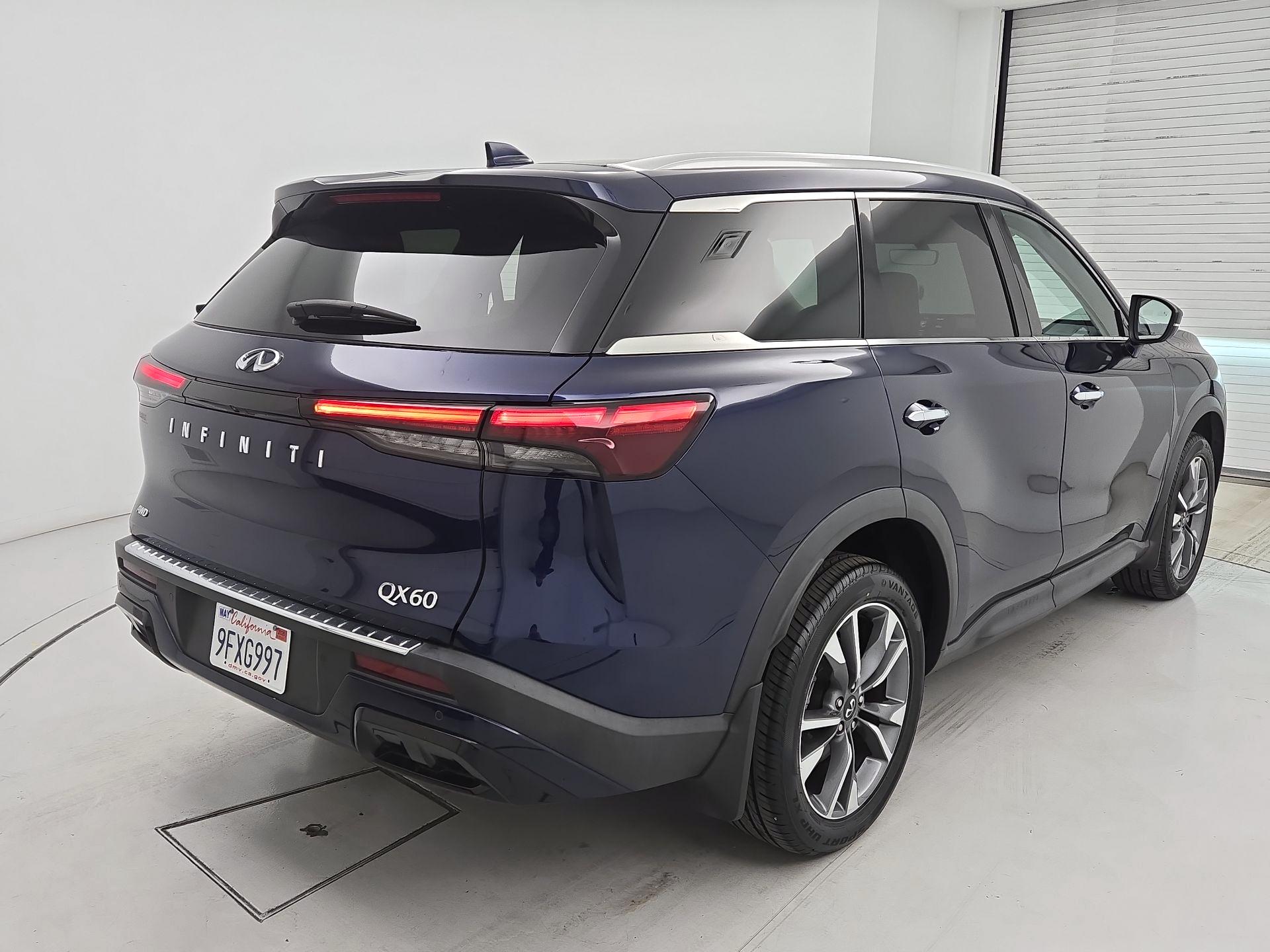 Thumbnail: 2023 INFINITI QX60 - 5