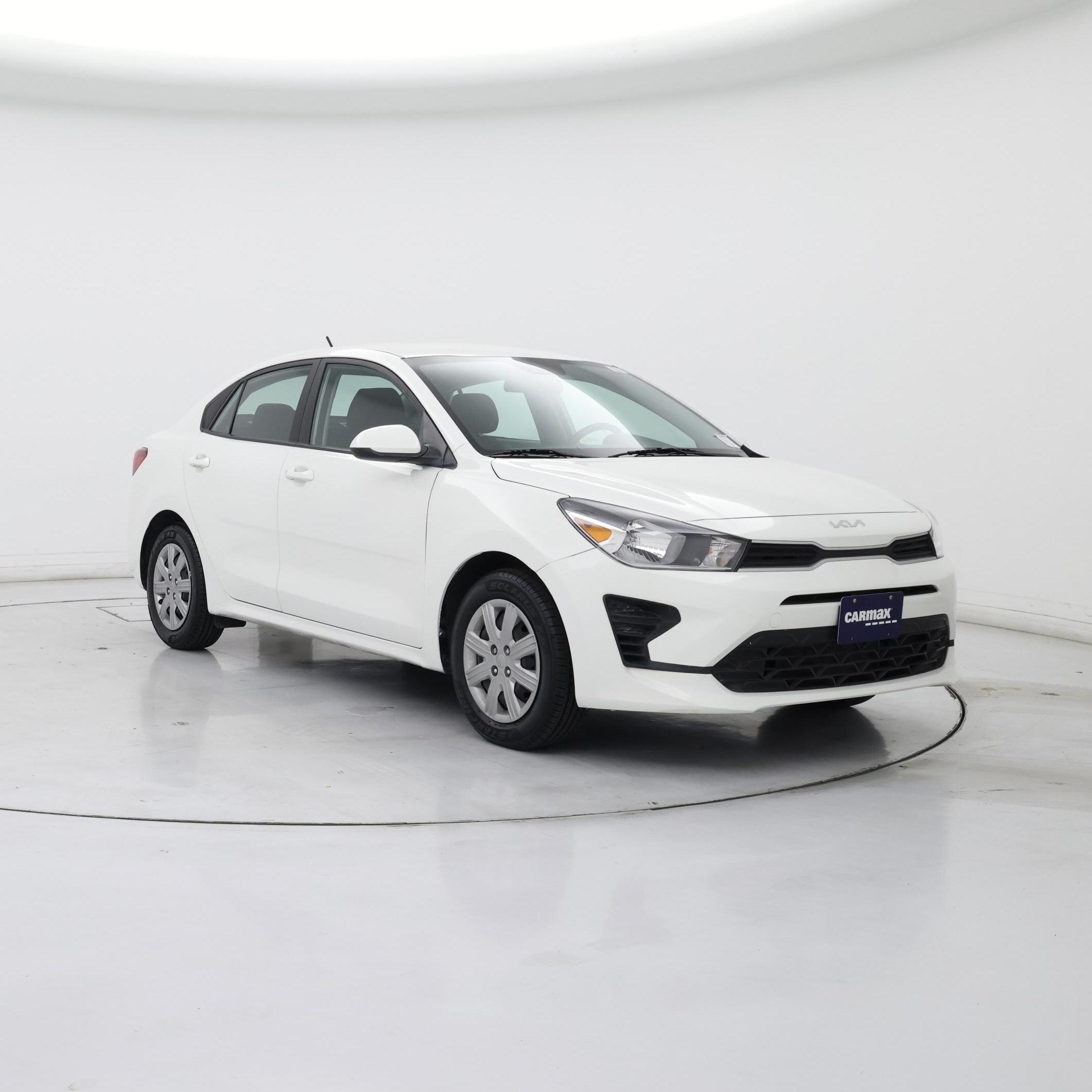 White 2023 Kia Rio Sedan Front-Wheel Drive Automatic