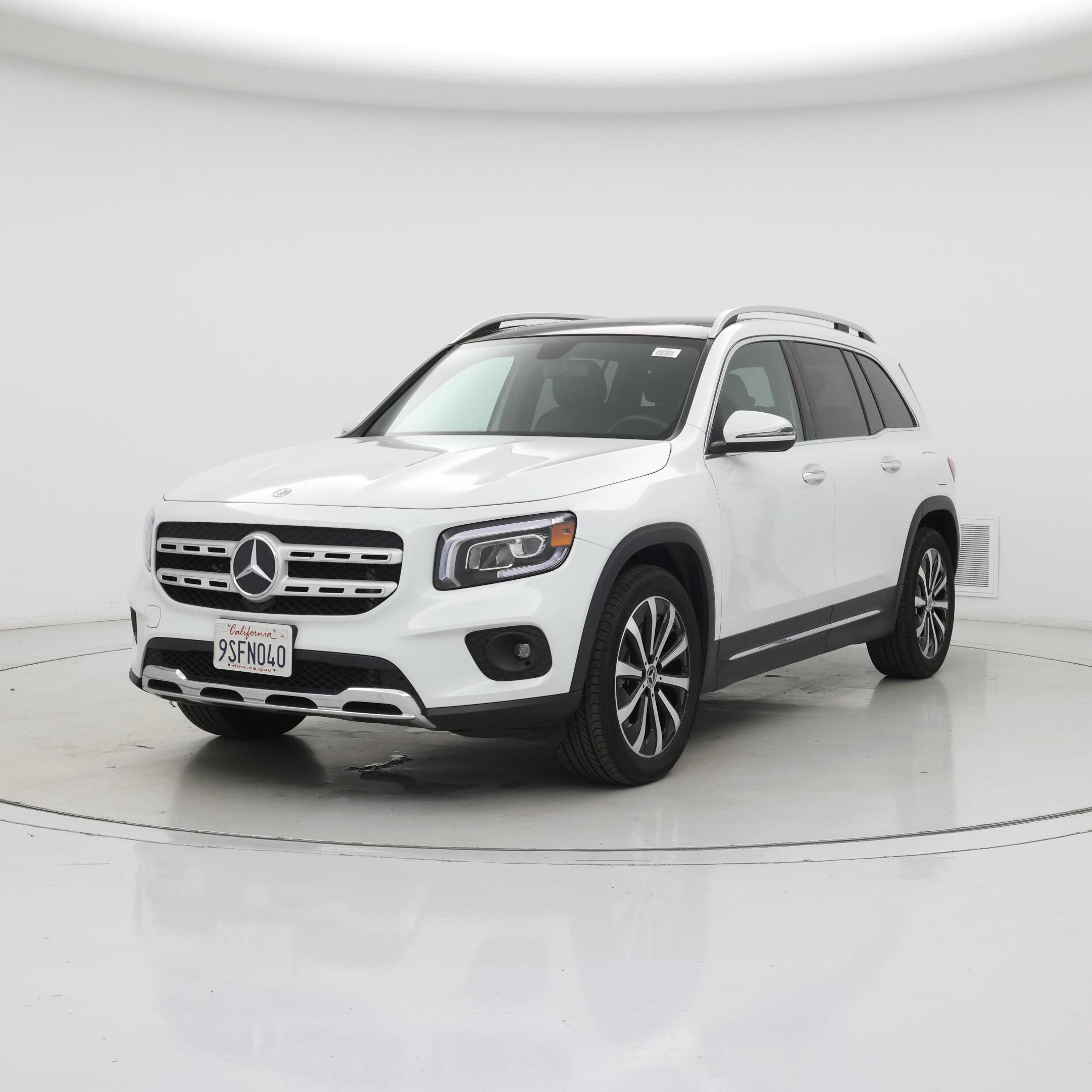 Thumbnail: 2021 Mercedes-Benz GLB - 4