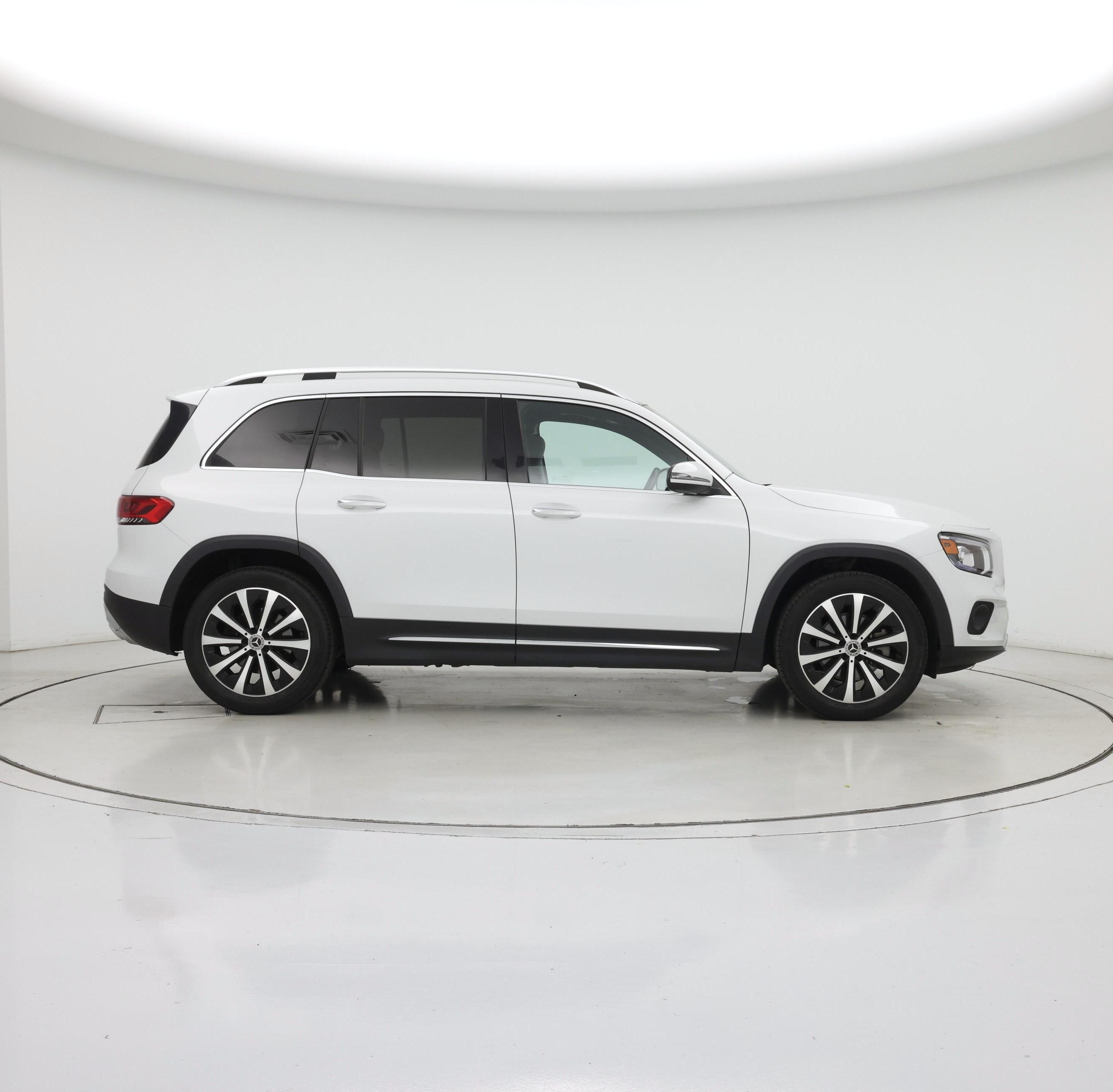 Thumbnail: 2021 Mercedes-Benz GLB - 7