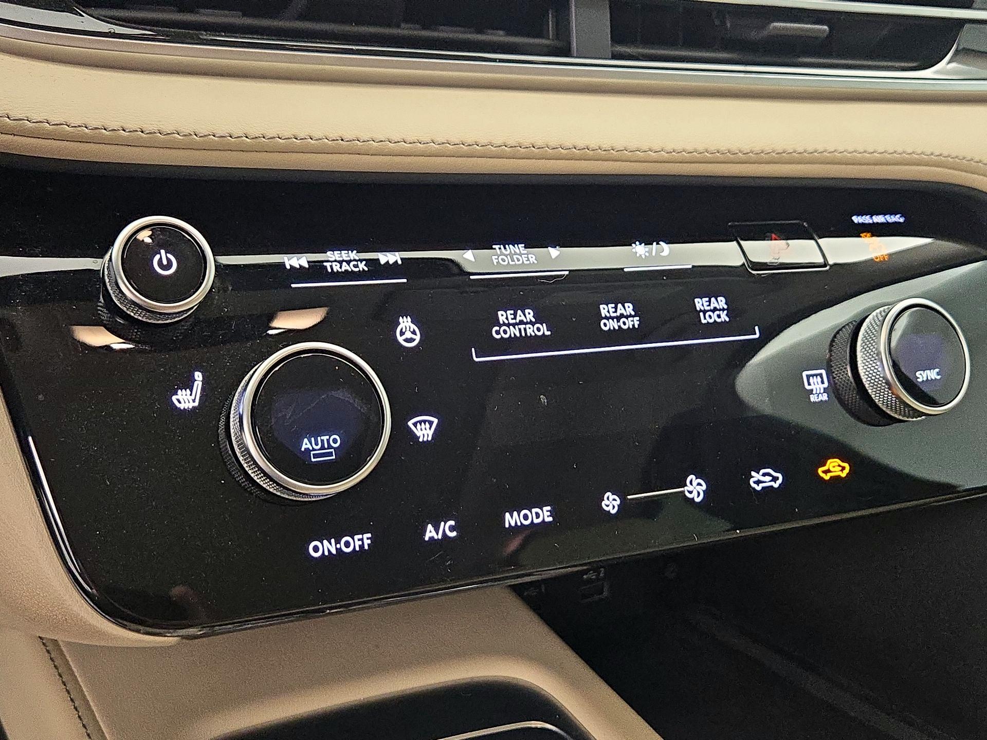 Thumbnail: 2023 INFINITI QX60 - 16